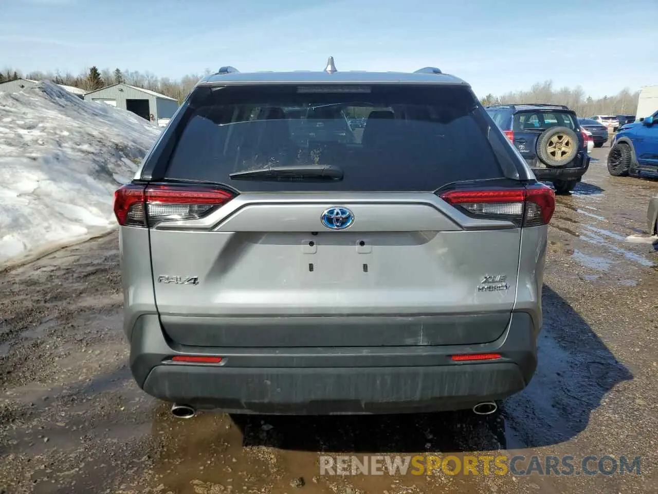 6 Photograph of a damaged car 2T3RWRFV3PW184028 TOYOTA RAV4 2023