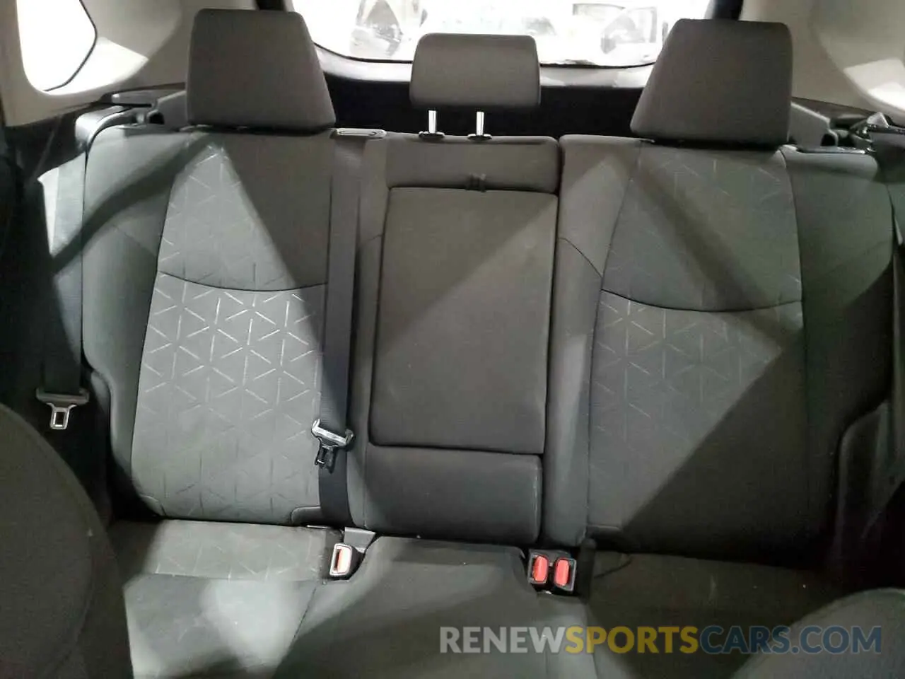 10 Photograph of a damaged car 2T3RWRFV4PW174799 TOYOTA RAV4 2023