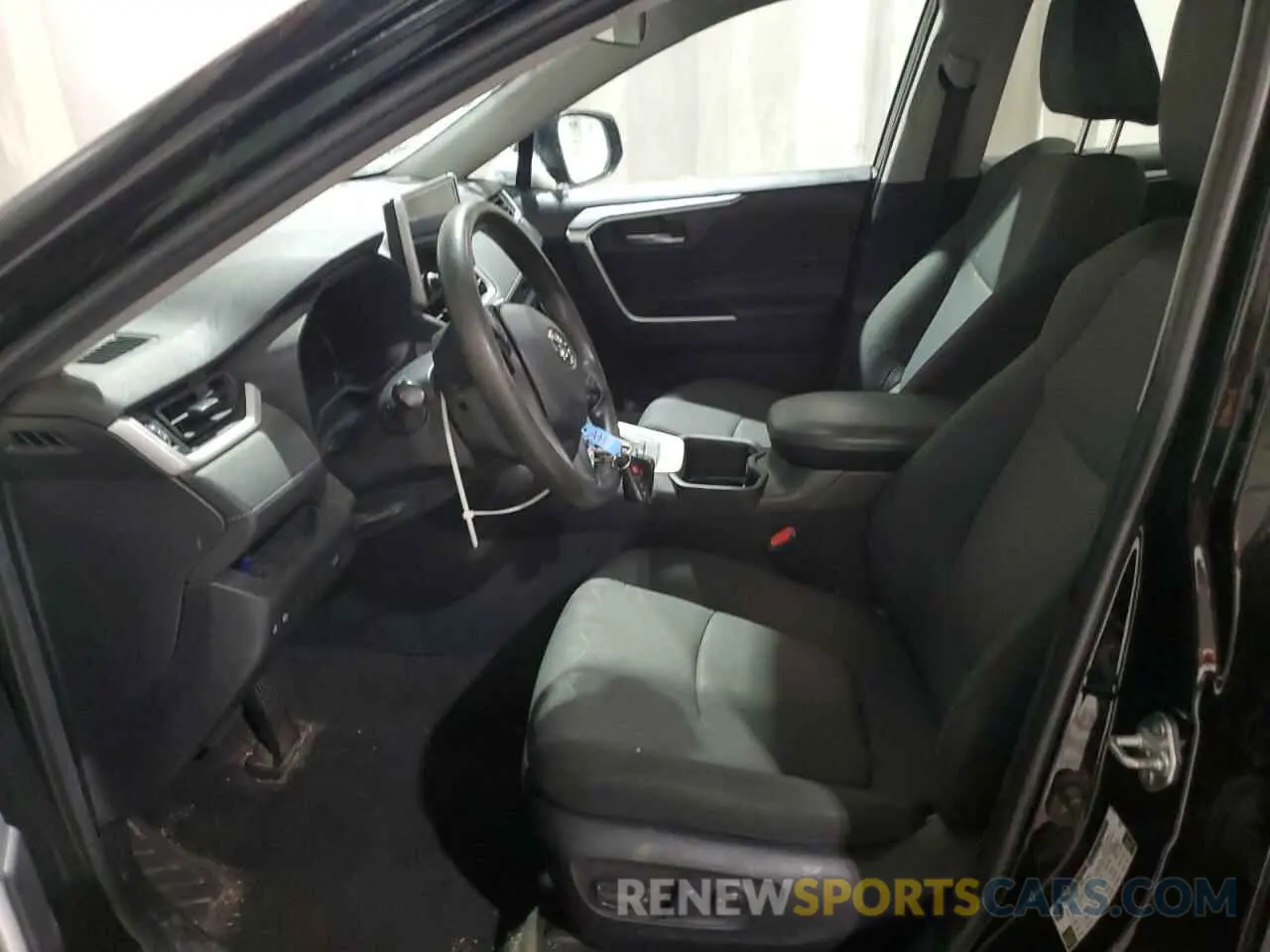 7 Photograph of a damaged car 2T3RWRFV4PW174799 TOYOTA RAV4 2023