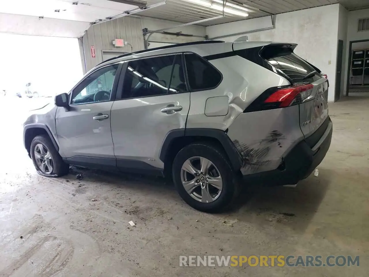 2 Photograph of a damaged car 2T3RWRFV4PW178402 TOYOTA RAV4 2023