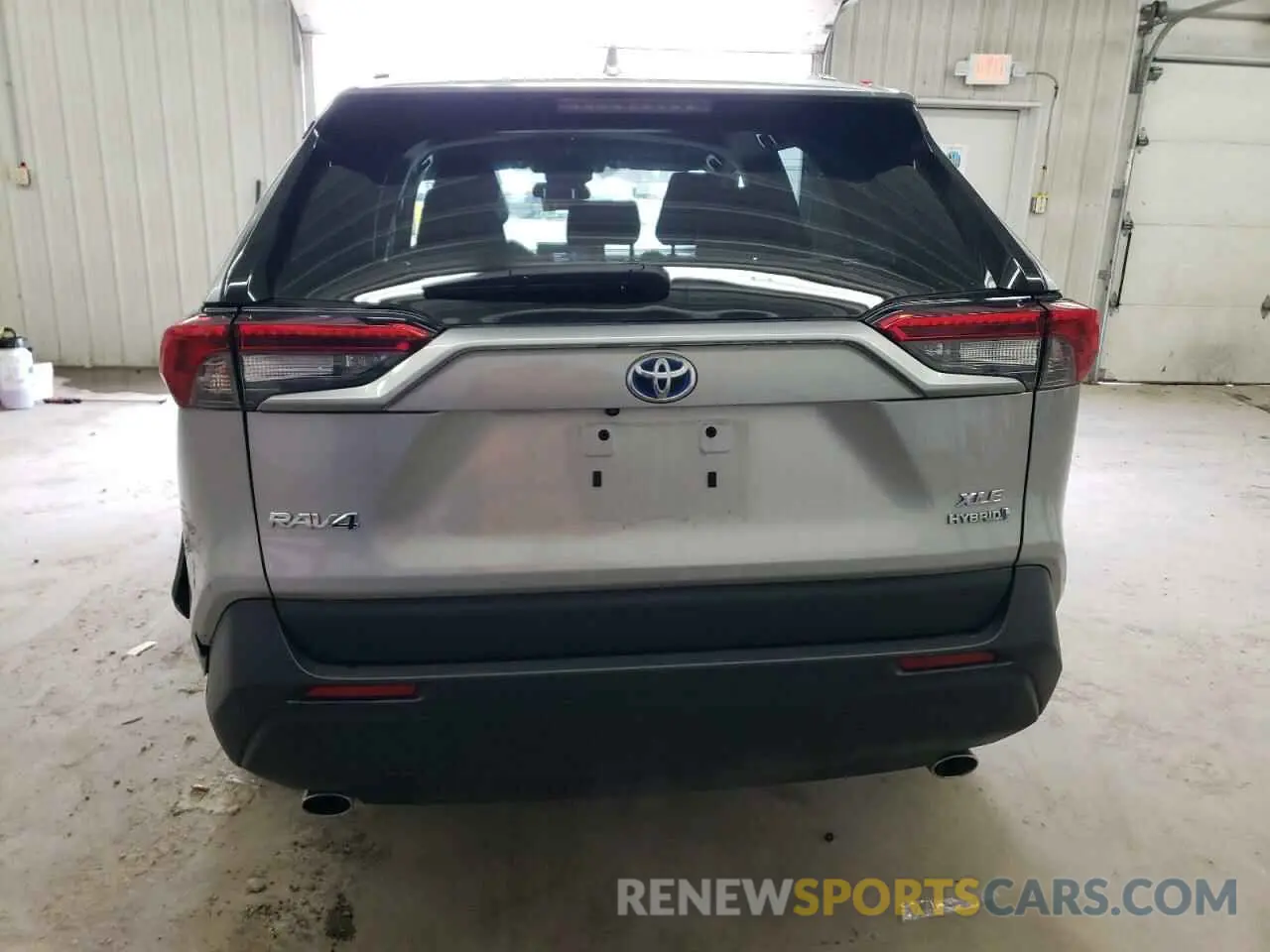 6 Photograph of a damaged car 2T3RWRFV4PW178402 TOYOTA RAV4 2023