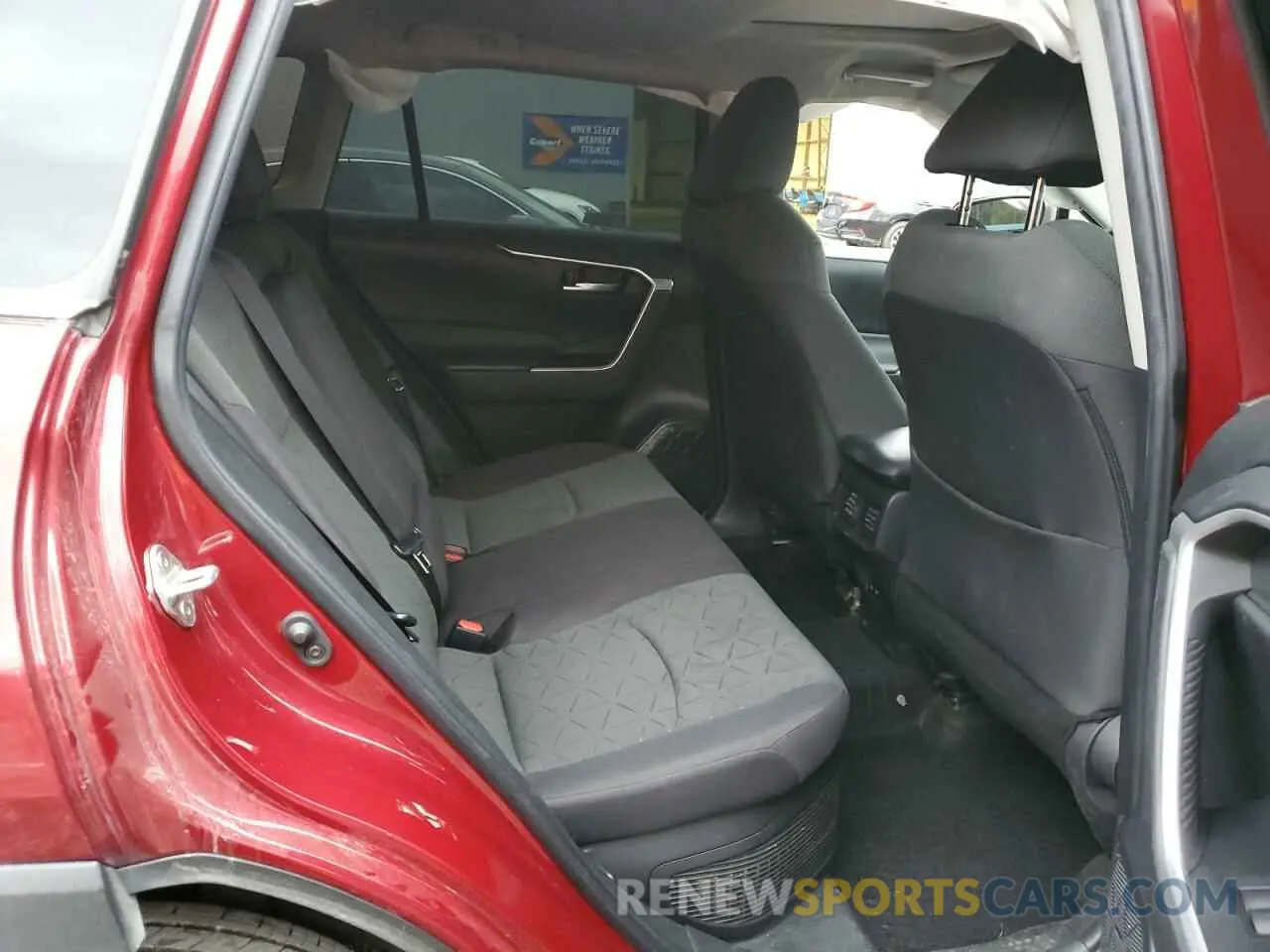 11 Photograph of a damaged car 2T3RWRFV8PW170948 TOYOTA RAV4 2023