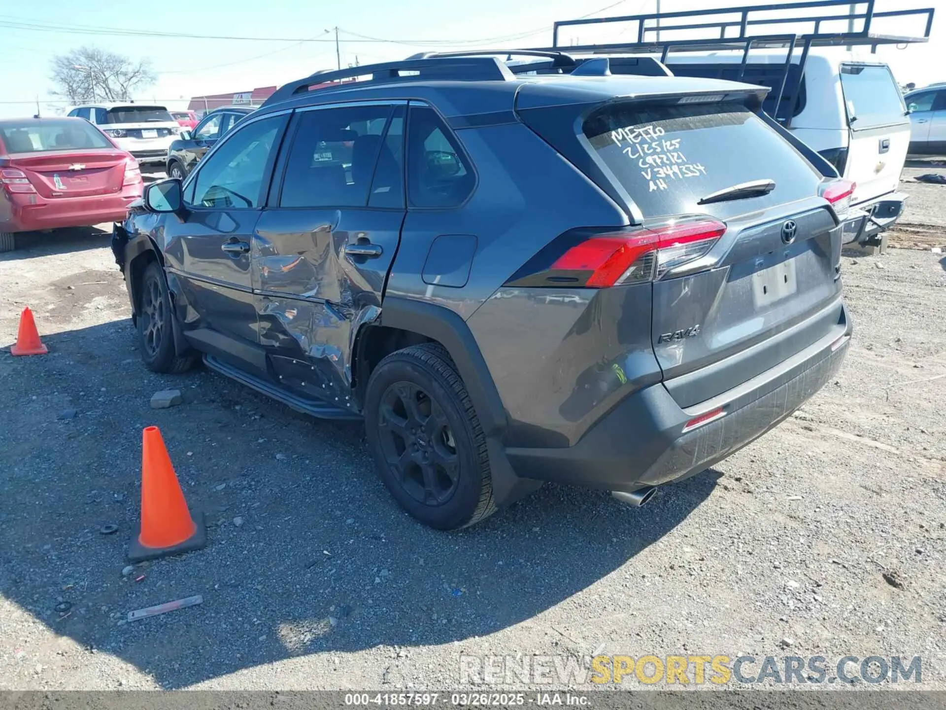 3 Photograph of a damaged car 2T3S1RFV3PW349334 TOYOTA RAV4 2023
