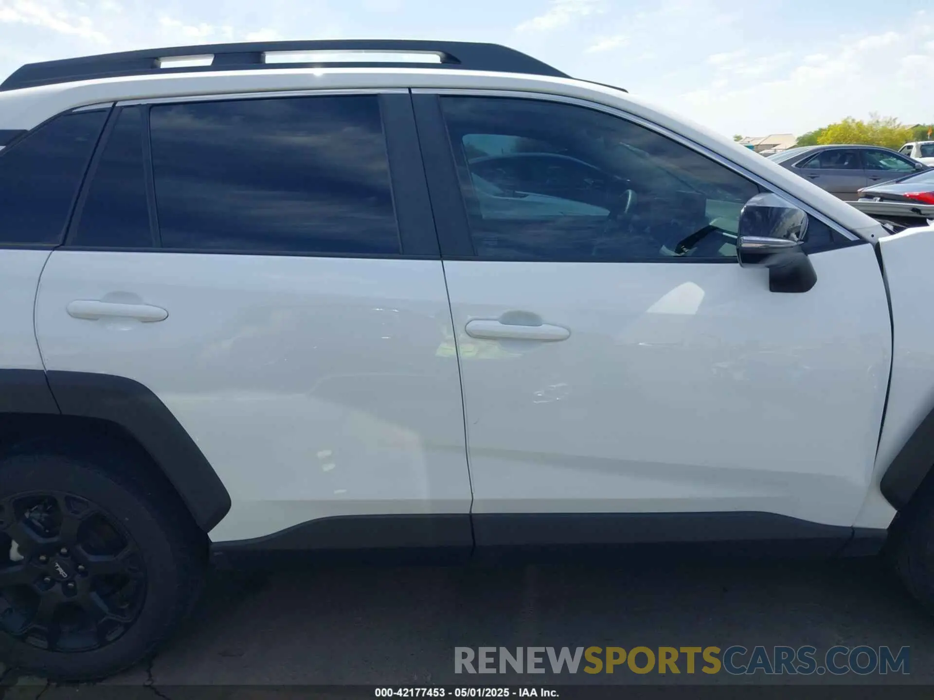 14 Photograph of a damaged car 2T3S1RFV3PW350466 TOYOTA RAV4 2023