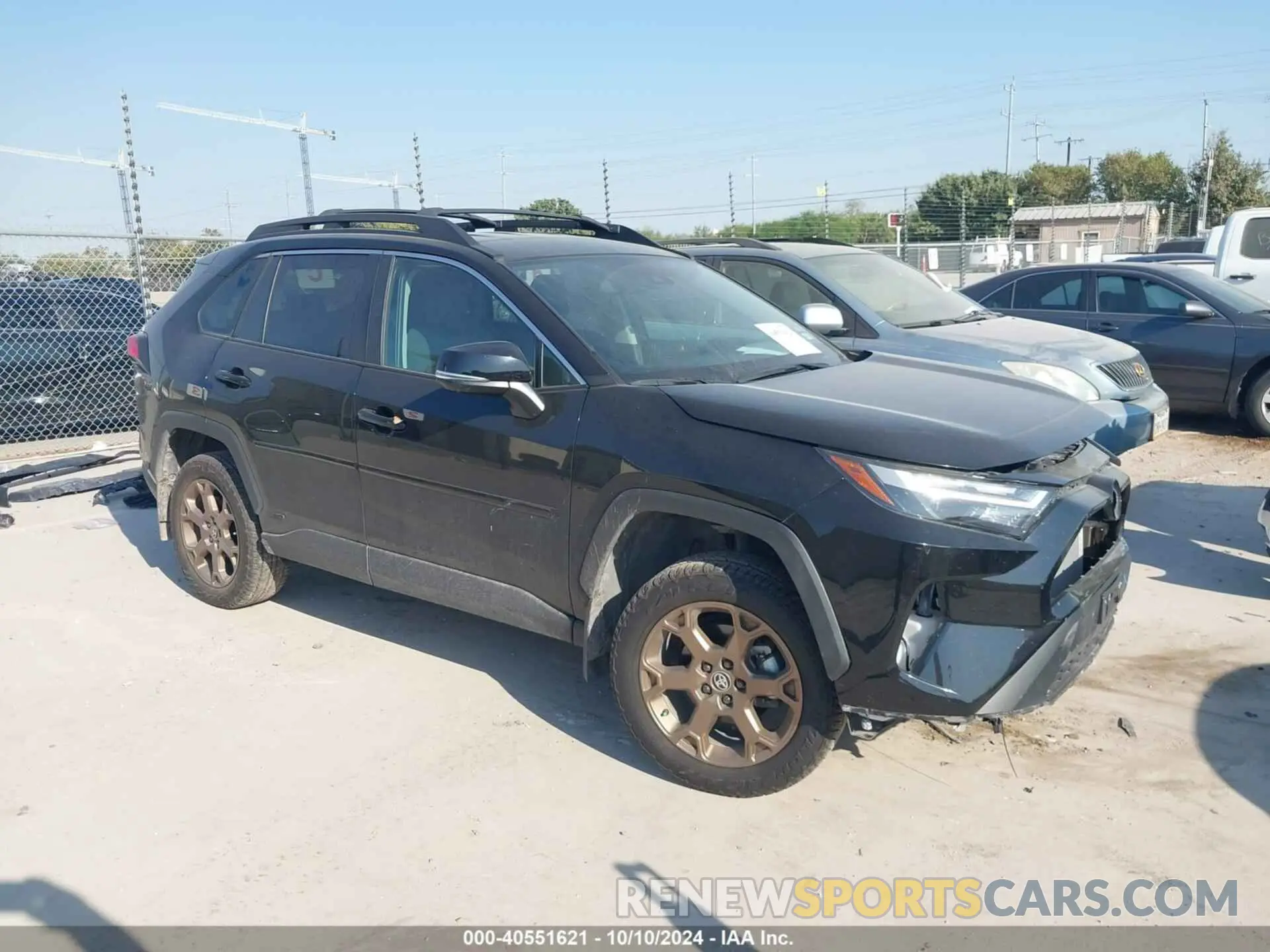 1 Photograph of a damaged car 2T3UWRFV9PW175540 TOYOTA RAV4 2023
