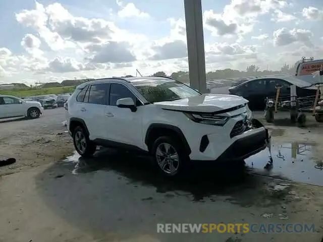 14 Photograph of a damaged car 2T3W1RFV0PC242955 TOYOTA RAV4 2023