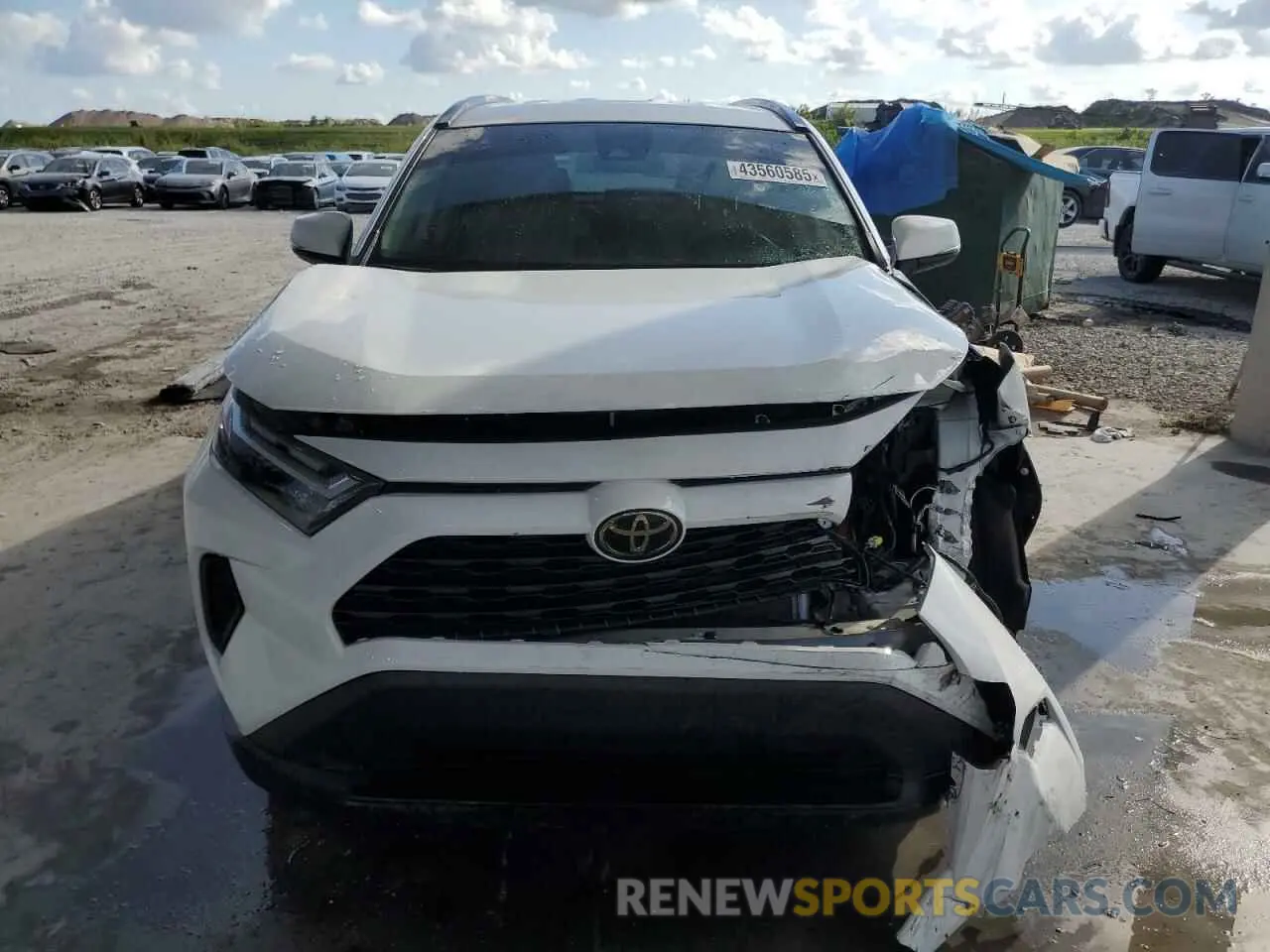 5 Photograph of a damaged car 2T3W1RFV0PC242955 TOYOTA RAV4 2023