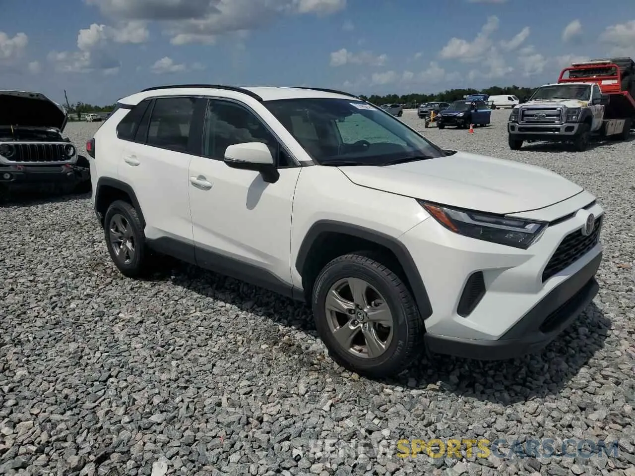 4 Photograph of a damaged car 2T3W1RFV0PW285156 TOYOTA RAV4 2023