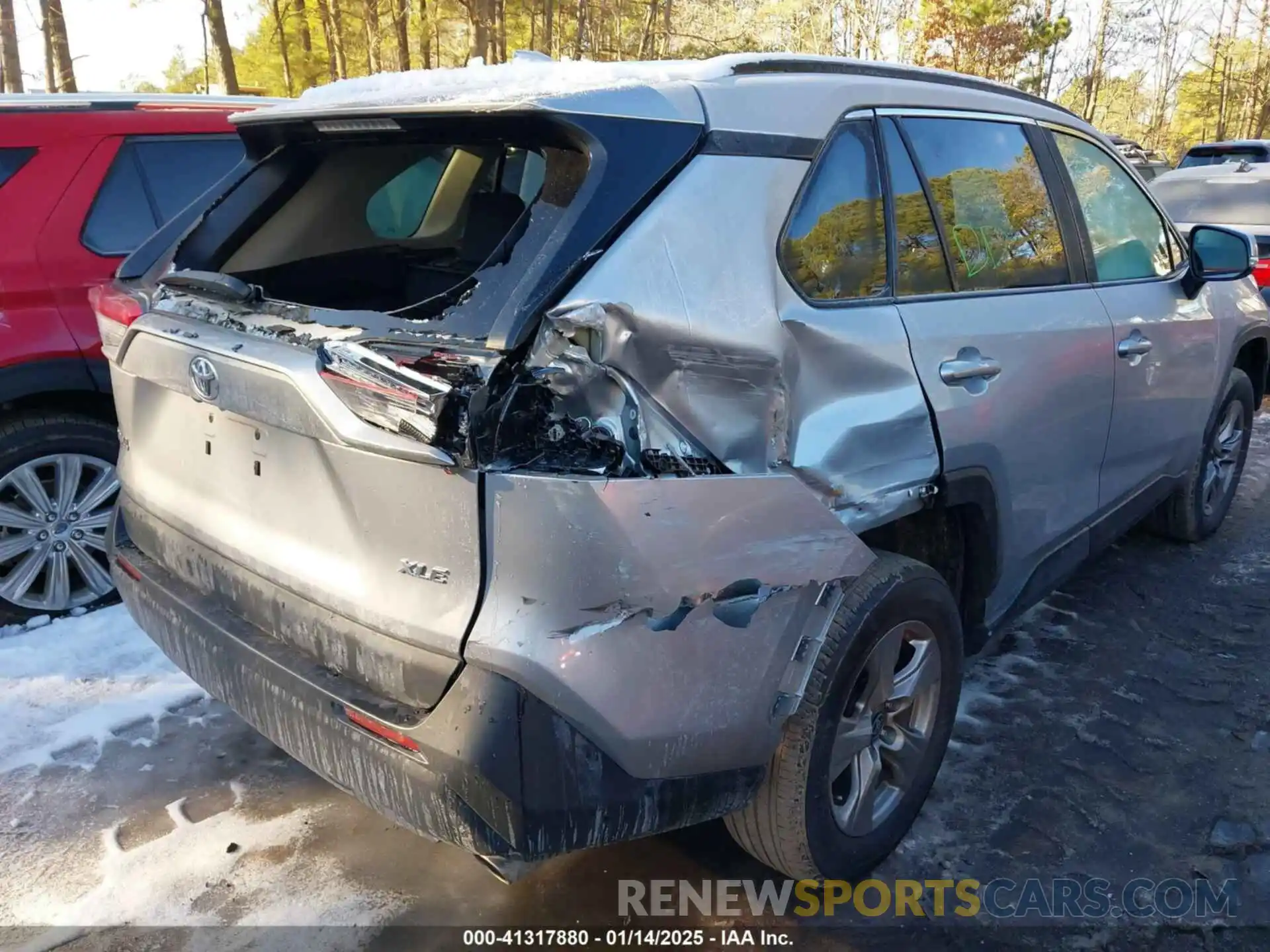 6 Photograph of a damaged car 2T3W1RFV0PW286632 TOYOTA RAV4 2023