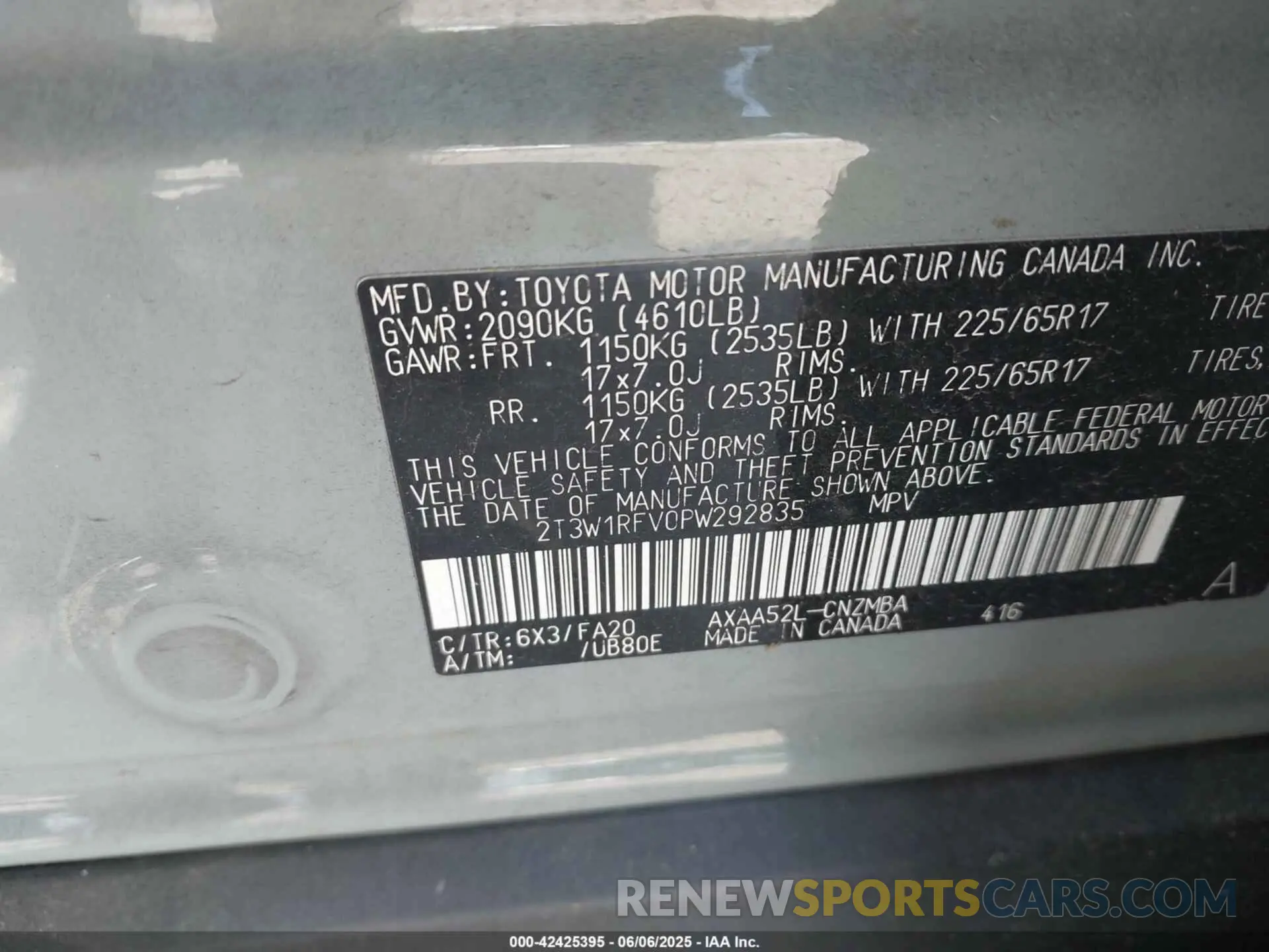 9 Photograph of a damaged car 2T3W1RFV0PW292835 TOYOTA RAV4 2023