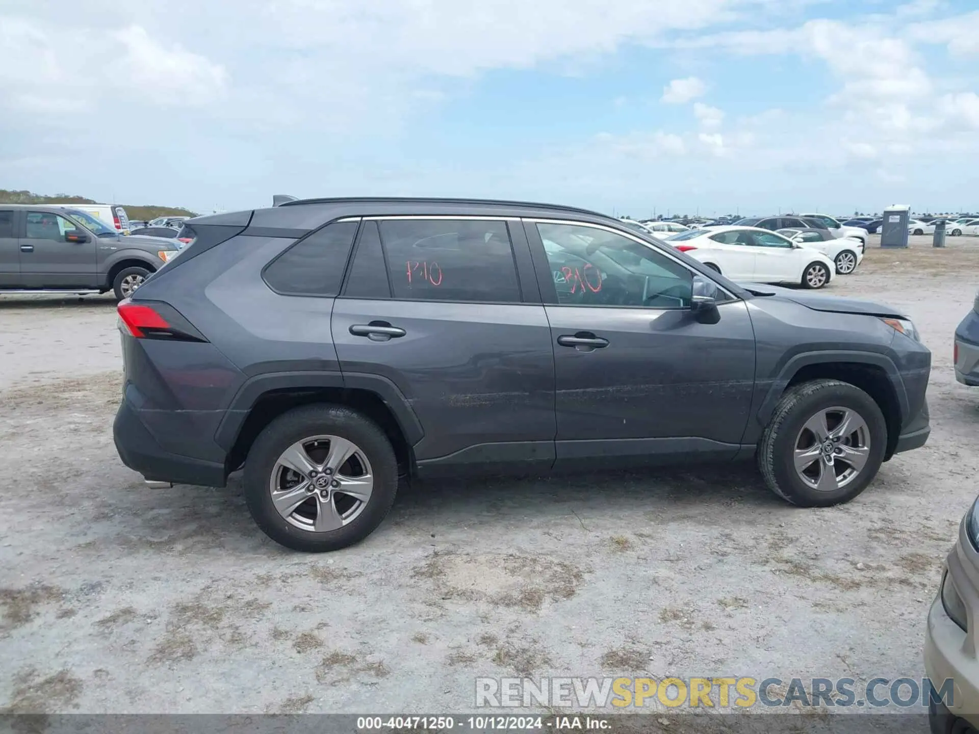 13 Photograph of a damaged car 2T3W1RFV1PC223976 TOYOTA RAV4 2023
