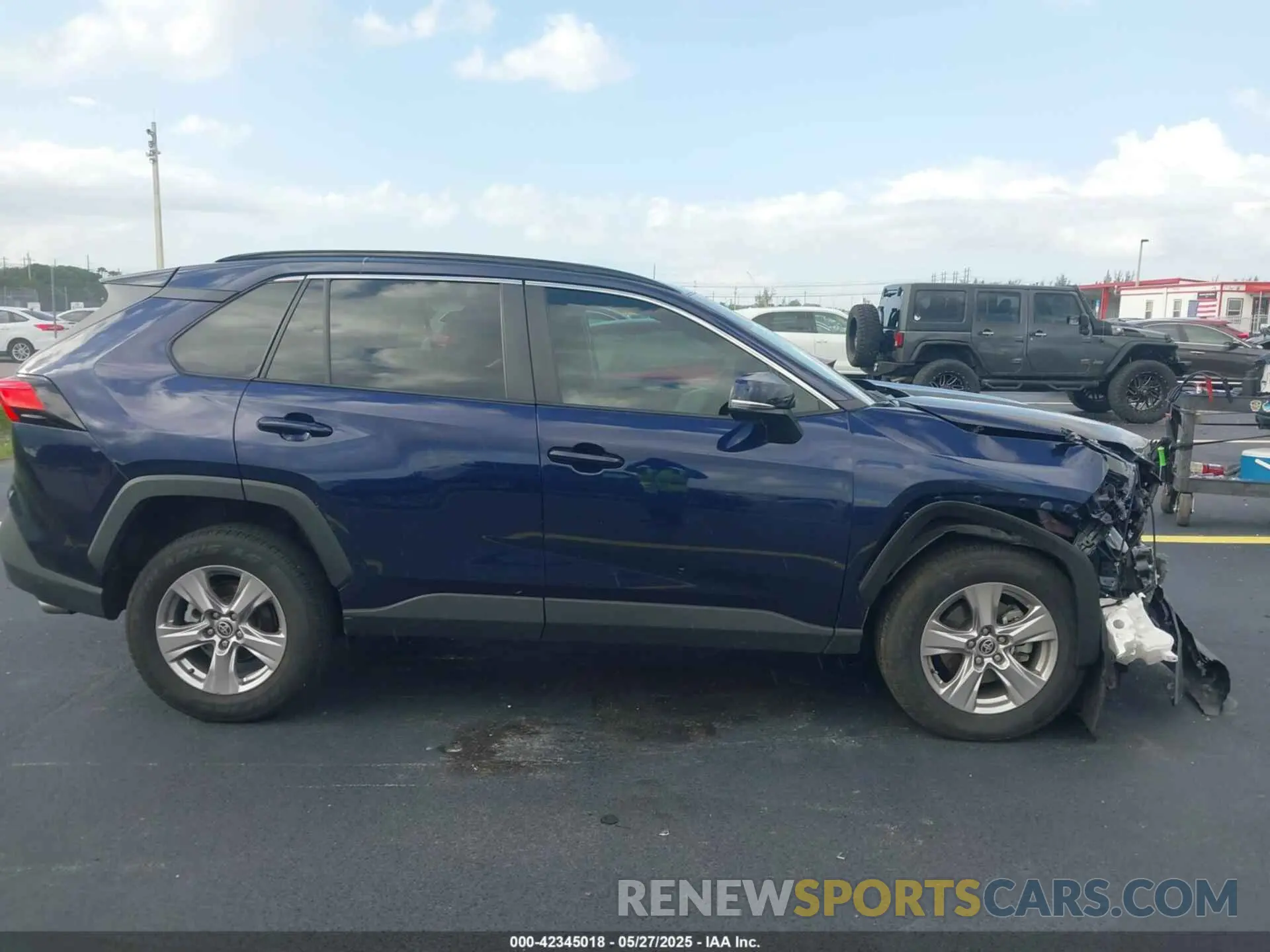 13 Photograph of a damaged car 2T3W1RFV1PW242848 TOYOTA RAV4 2023