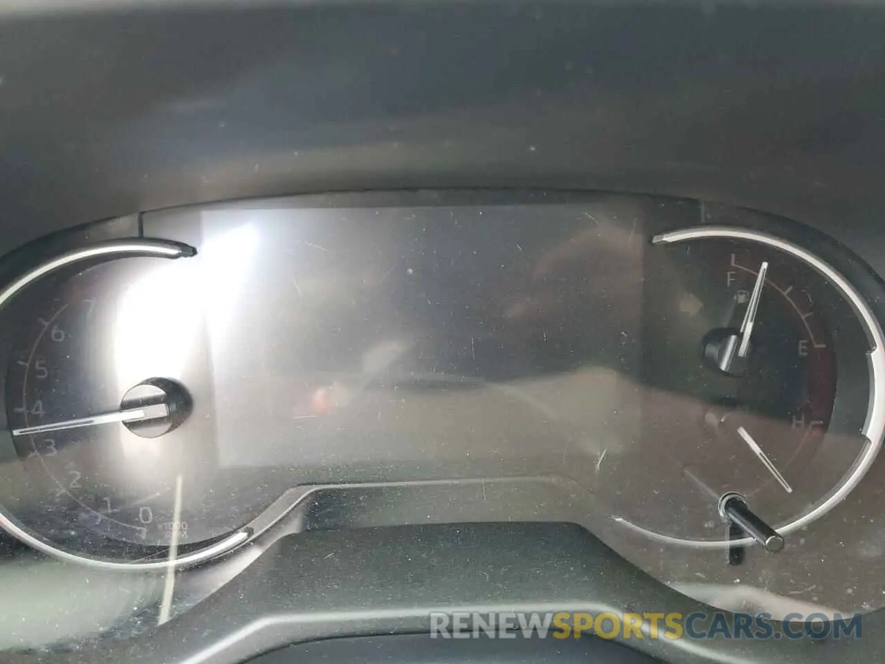 9 Photograph of a damaged car 2T3W1RFV1PW266907 TOYOTA RAV4 2023