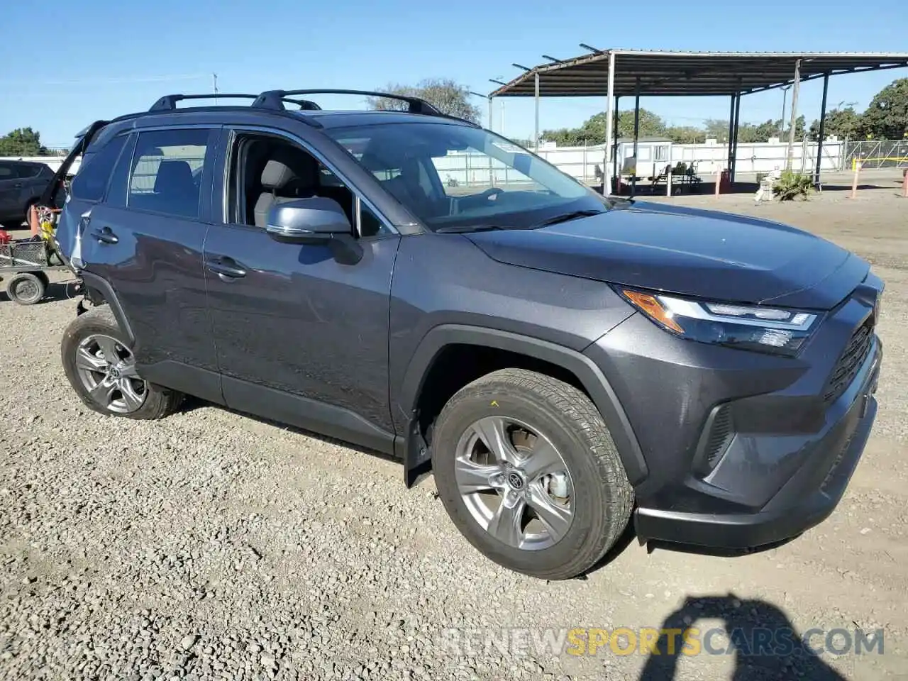 4 Photograph of a damaged car 2T3W1RFV1PW294643 TOYOTA RAV4 2023