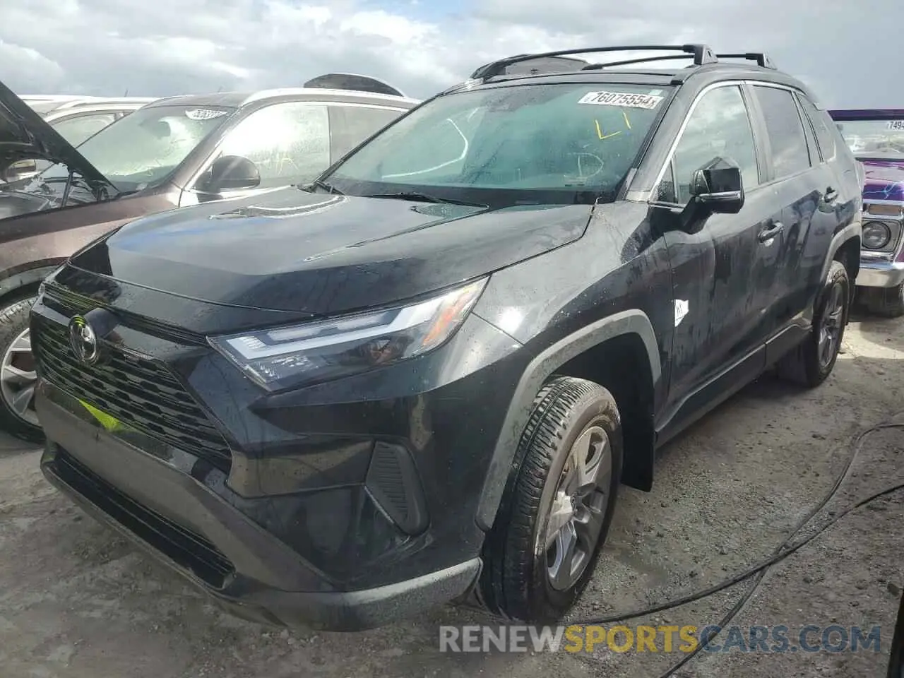 1 Photograph of a damaged car 2T3W1RFV2PC246523 TOYOTA RAV4 2023