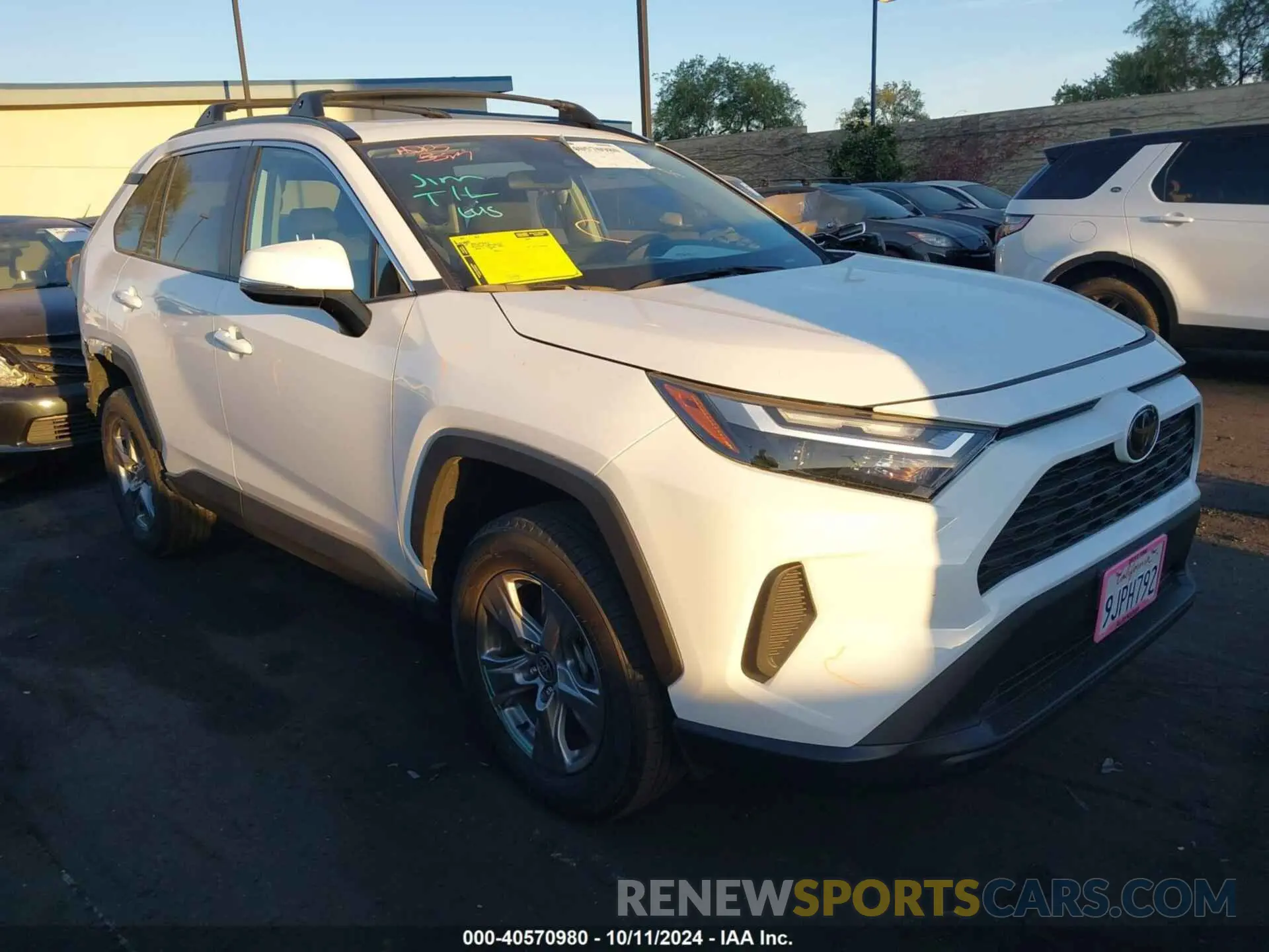 1 Photograph of a damaged car 2T3W1RFV2PW298619 TOYOTA RAV4 2023