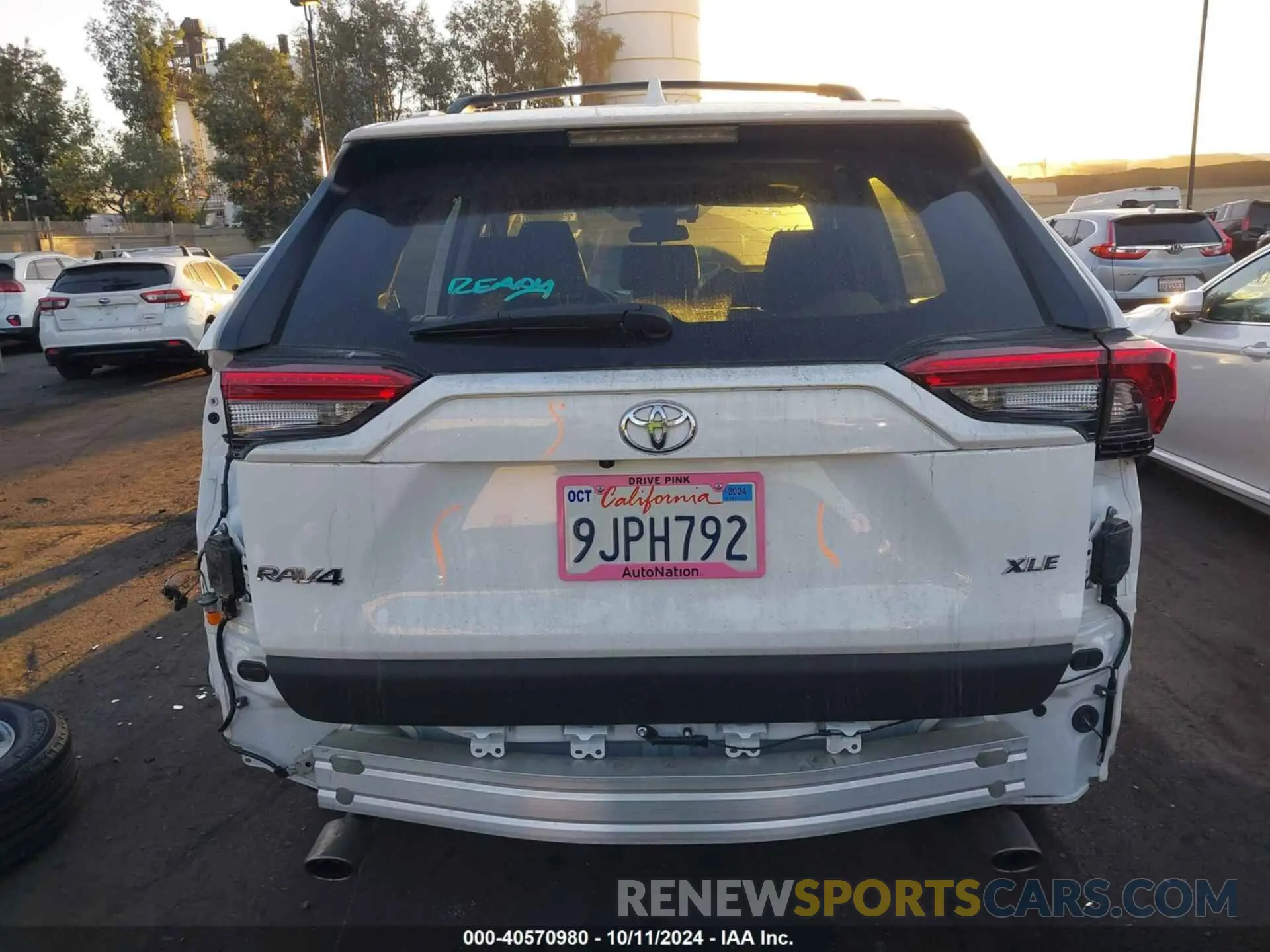 17 Photograph of a damaged car 2T3W1RFV2PW298619 TOYOTA RAV4 2023