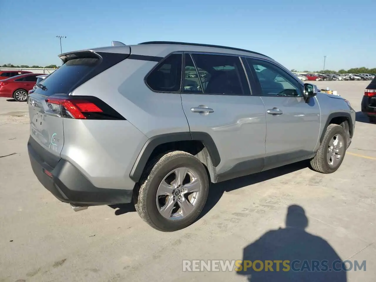3 Photograph of a damaged car 2T3W1RFV3PW263927 TOYOTA RAV4 2023