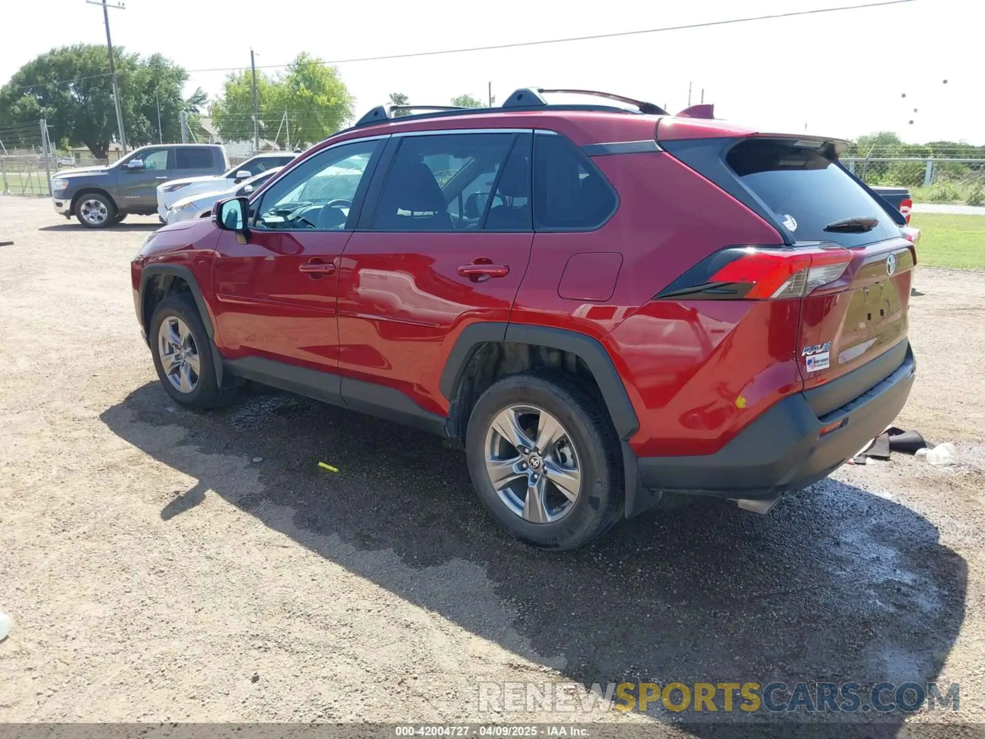 3 Photograph of a damaged car 2T3W1RFV3PW299858 TOYOTA RAV4 2023