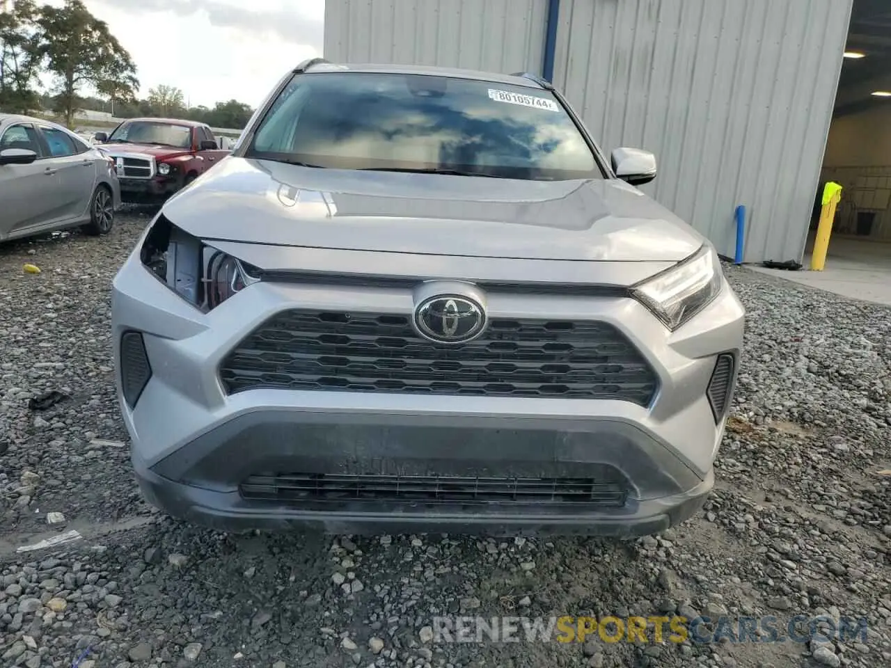 5 Photograph of a damaged car 2T3W1RFV4PC225463 TOYOTA RAV4 2023