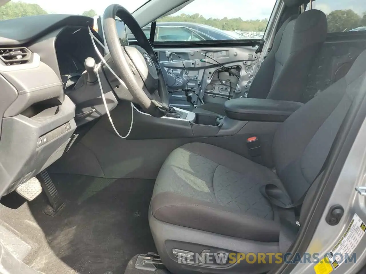 7 Photograph of a damaged car 2T3W1RFV4PC225463 TOYOTA RAV4 2023