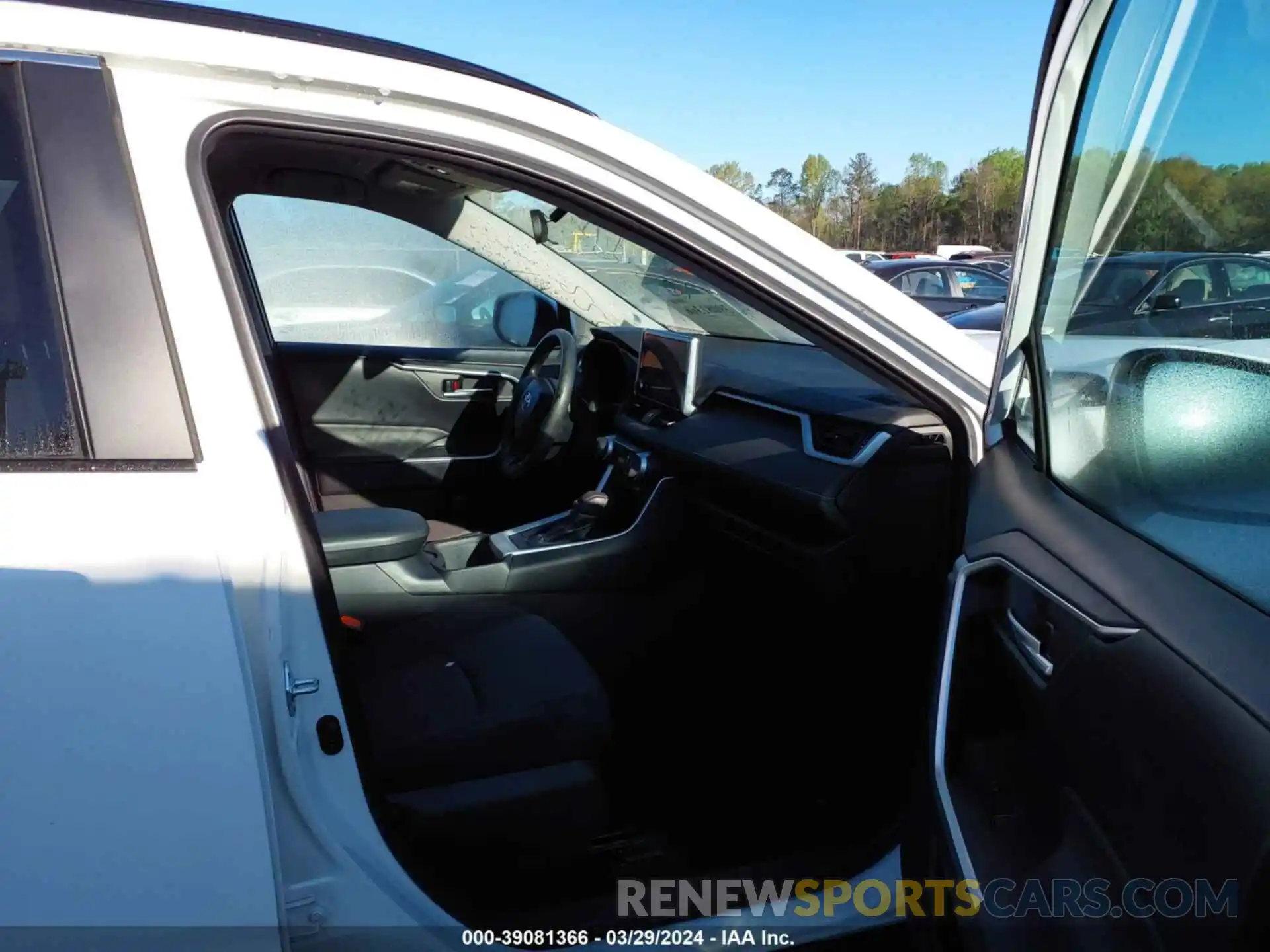 5 Photograph of a damaged car 2T3W1RFV4PC226967 TOYOTA RAV4 2023