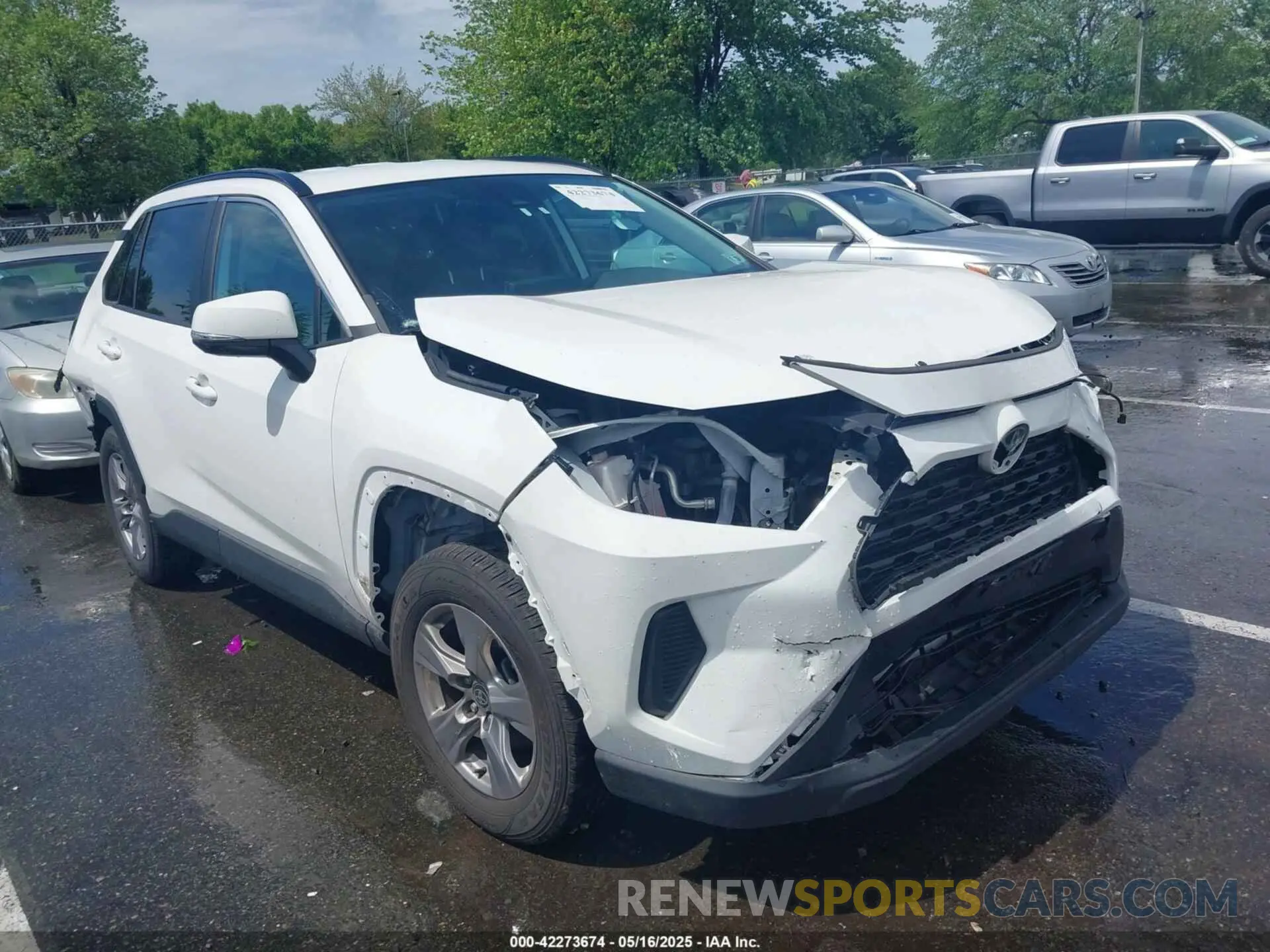 1 Photograph of a damaged car 2T3W1RFV4PC231599 TOYOTA RAV4 2023