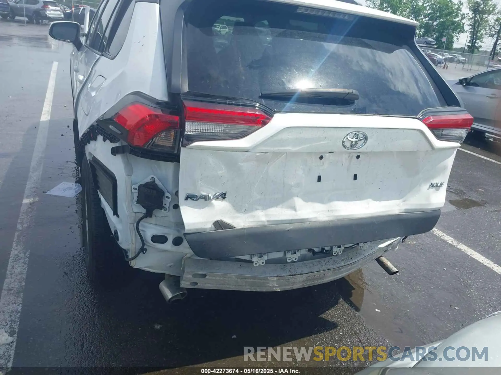 6 Photograph of a damaged car 2T3W1RFV4PC231599 TOYOTA RAV4 2023