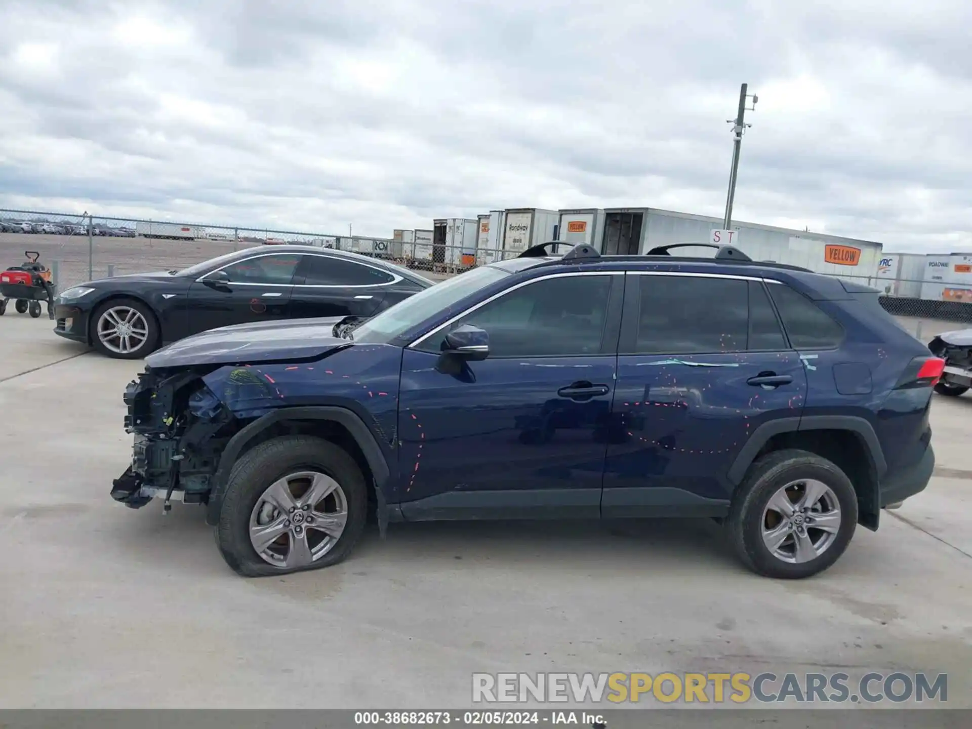 15 Photograph of a damaged car 2T3W1RFV4PW239670 TOYOTA RAV4 2023