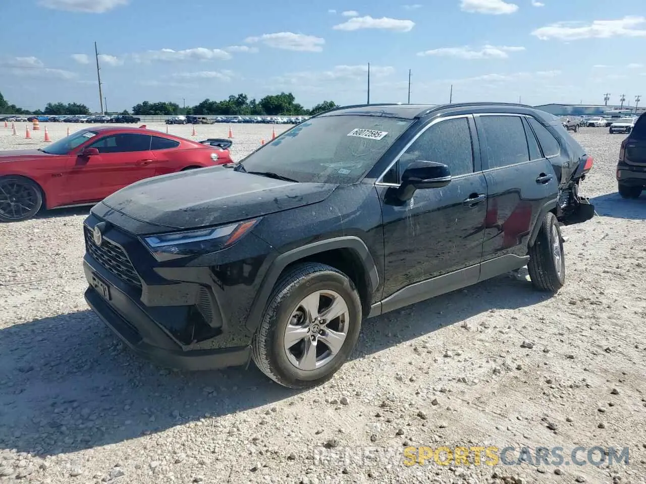1 Photograph of a damaged car 2T3W1RFV4PW259563 TOYOTA RAV4 2023