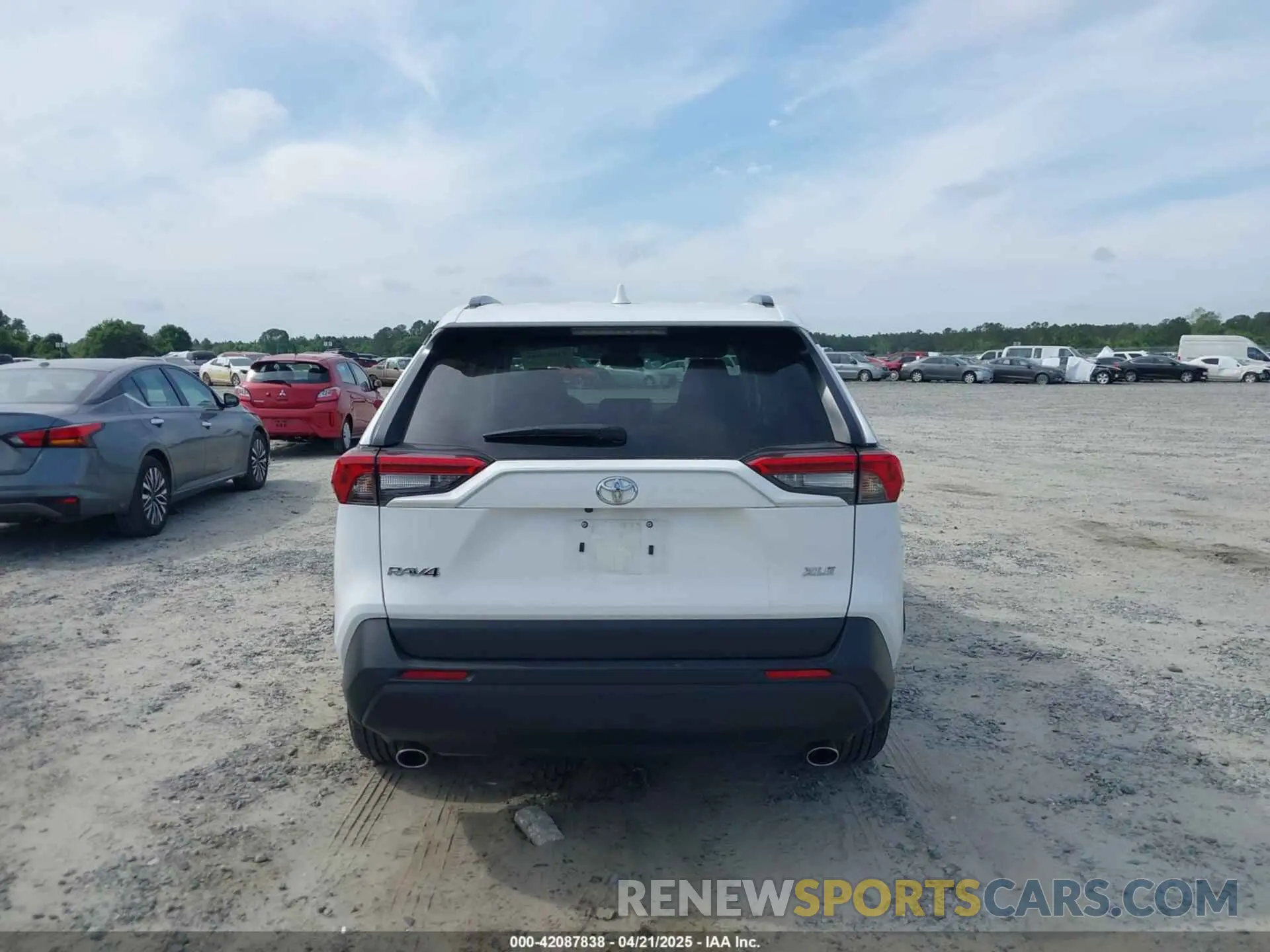 16 Photograph of a damaged car 2T3W1RFV4PW271681 TOYOTA RAV4 2023