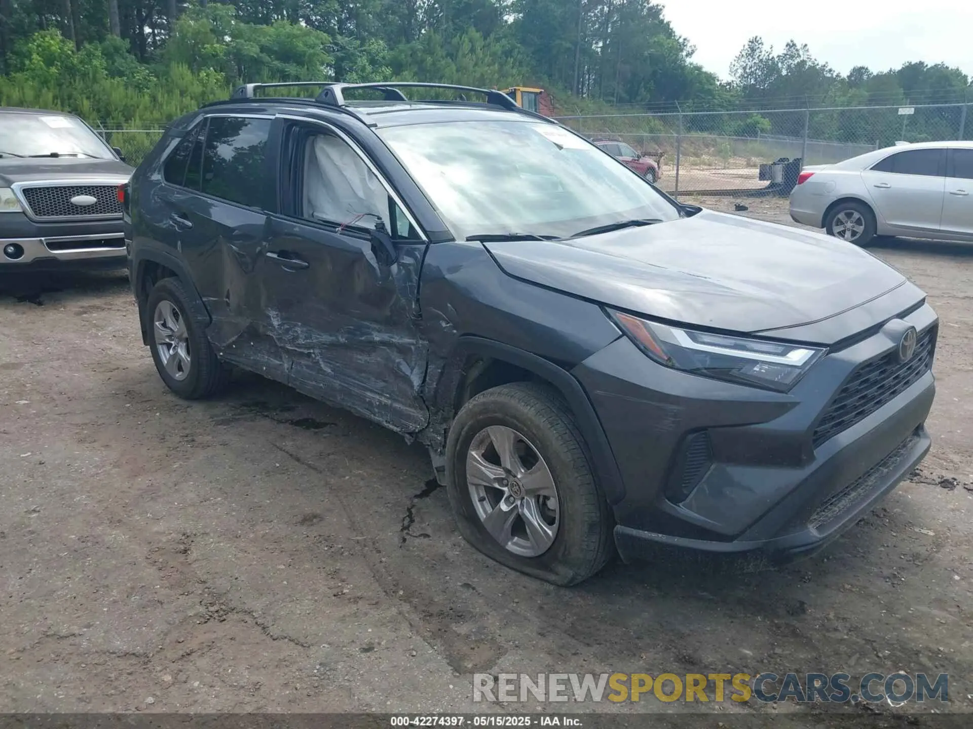 1 Photograph of a damaged car 2T3W1RFV4PW291476 TOYOTA RAV4 2023