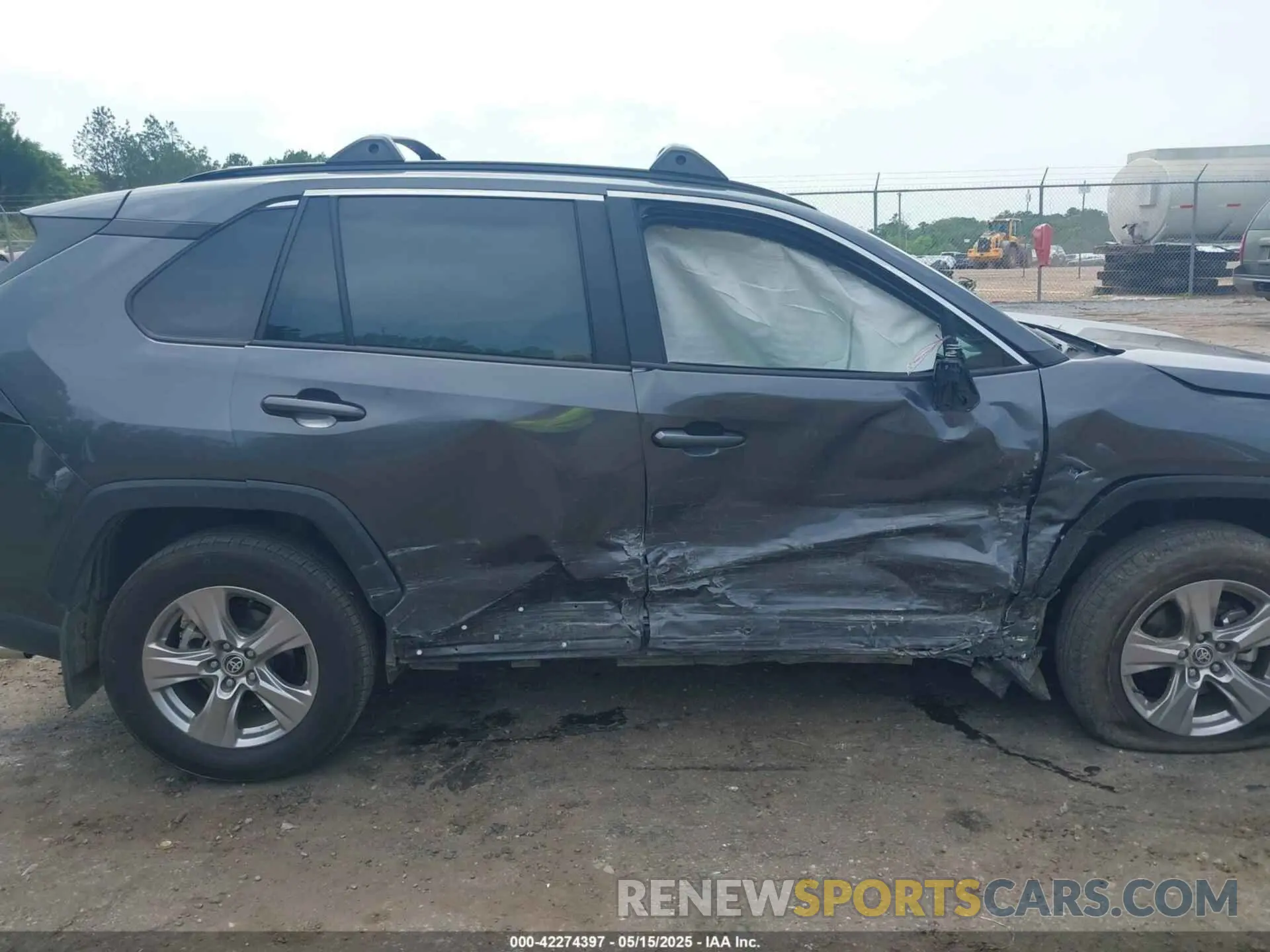 14 Photograph of a damaged car 2T3W1RFV4PW291476 TOYOTA RAV4 2023
