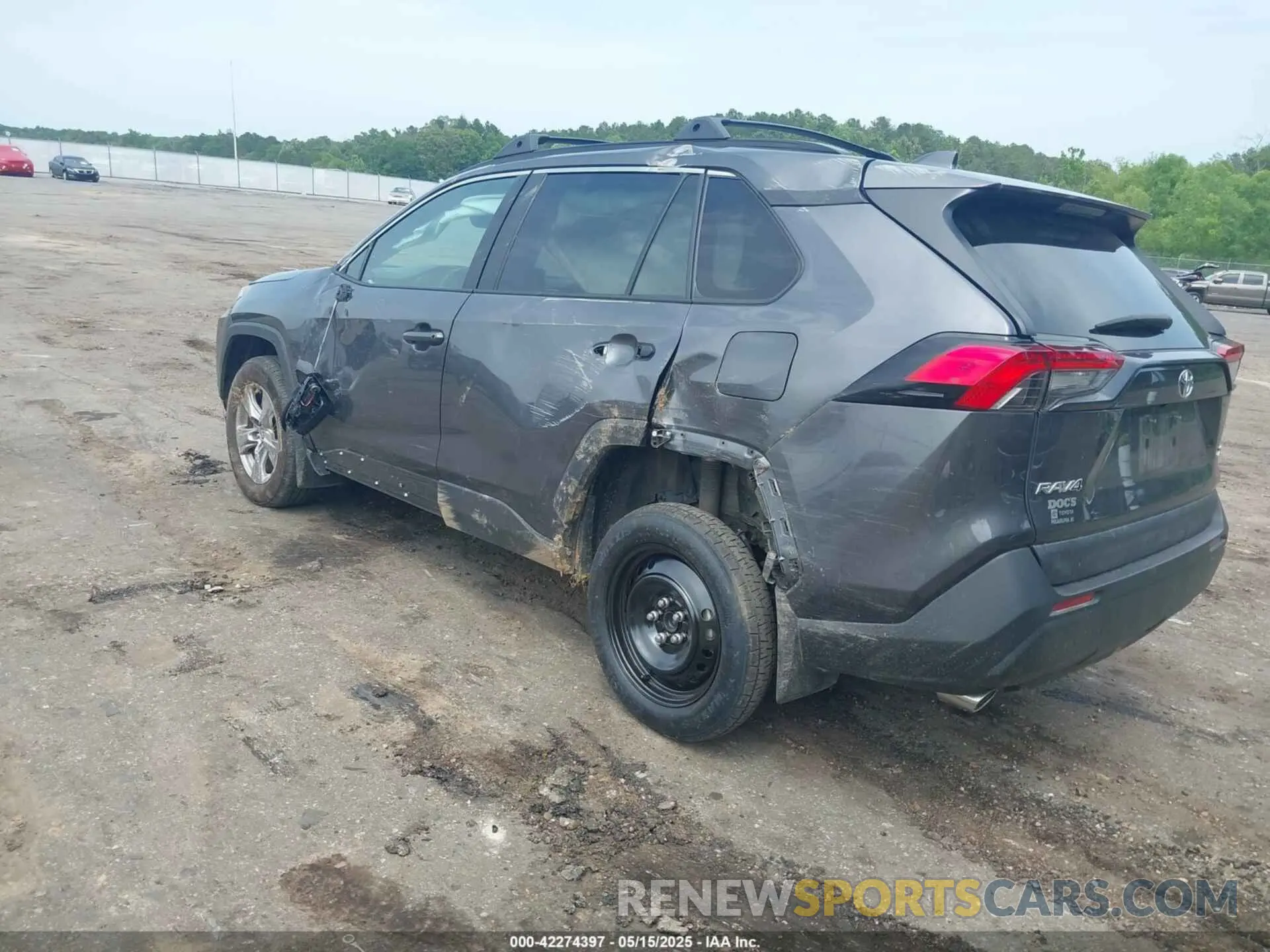3 Photograph of a damaged car 2T3W1RFV4PW291476 TOYOTA RAV4 2023