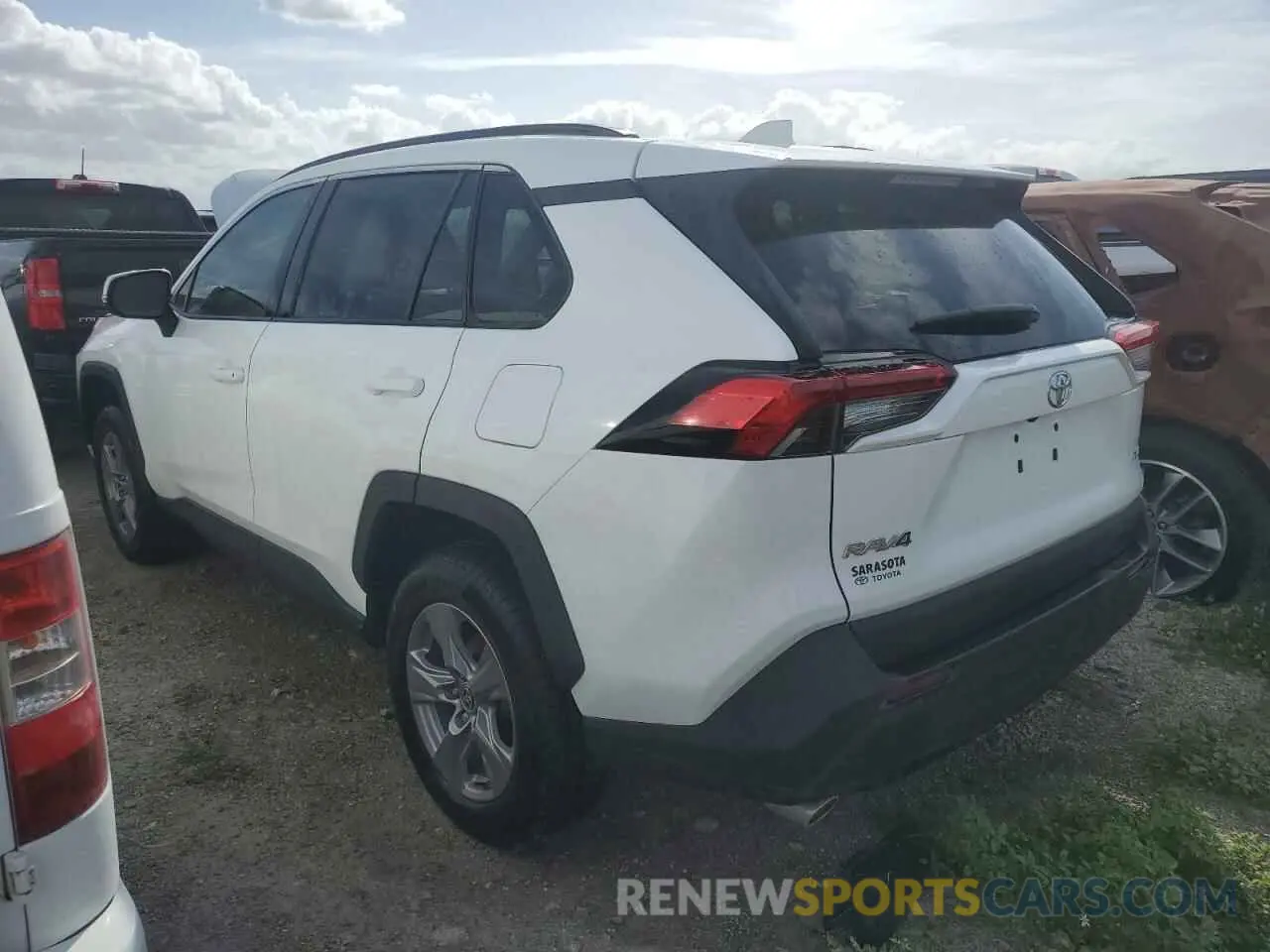 2 Photograph of a damaged car 2T3W1RFV5PW293835 TOYOTA RAV4 2023