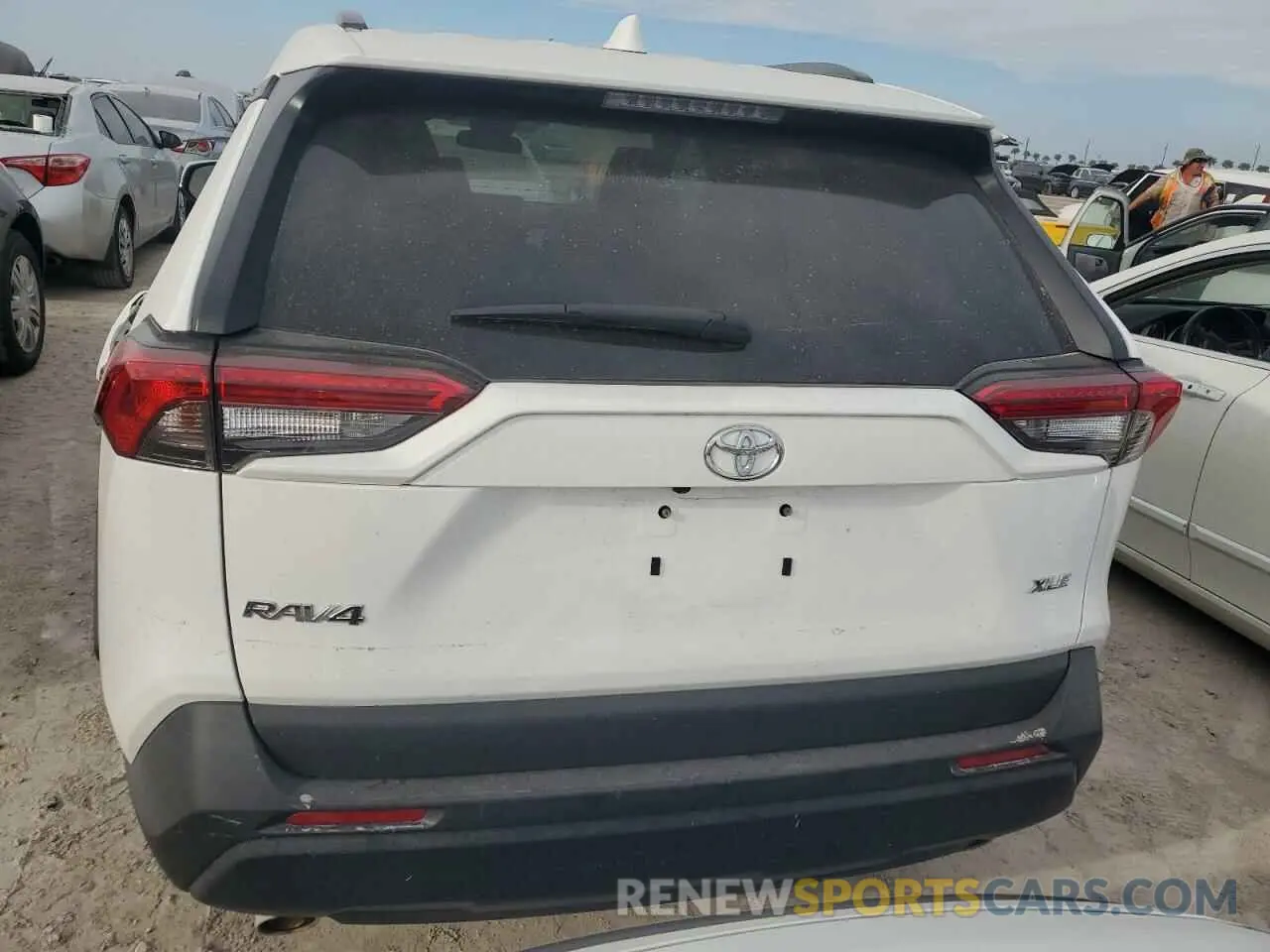 6 Photograph of a damaged car 2T3W1RFV6PC214206 TOYOTA RAV4 2023