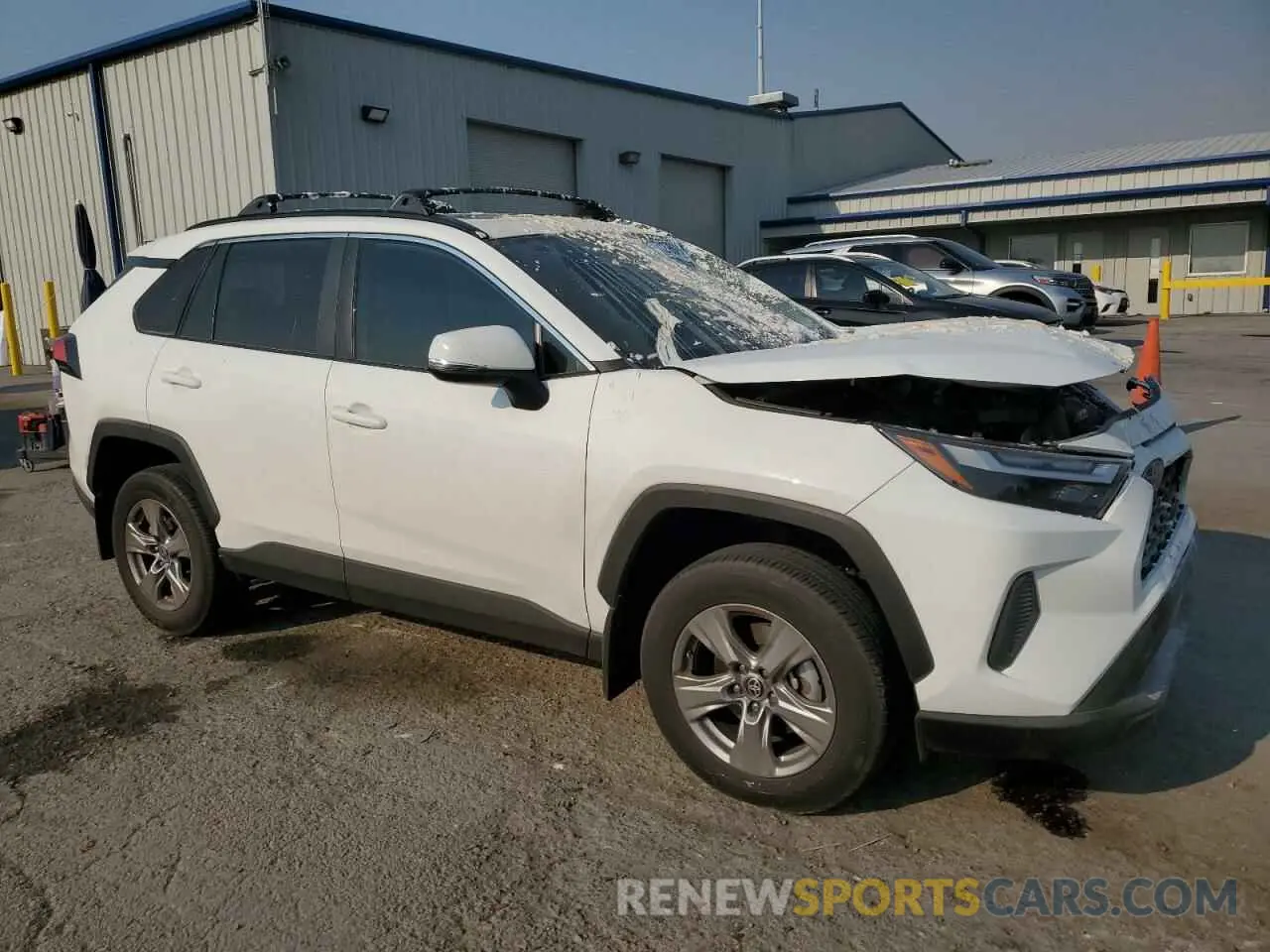 4 Photograph of a damaged car 2T3W1RFV8PC218483 TOYOTA RAV4 2023