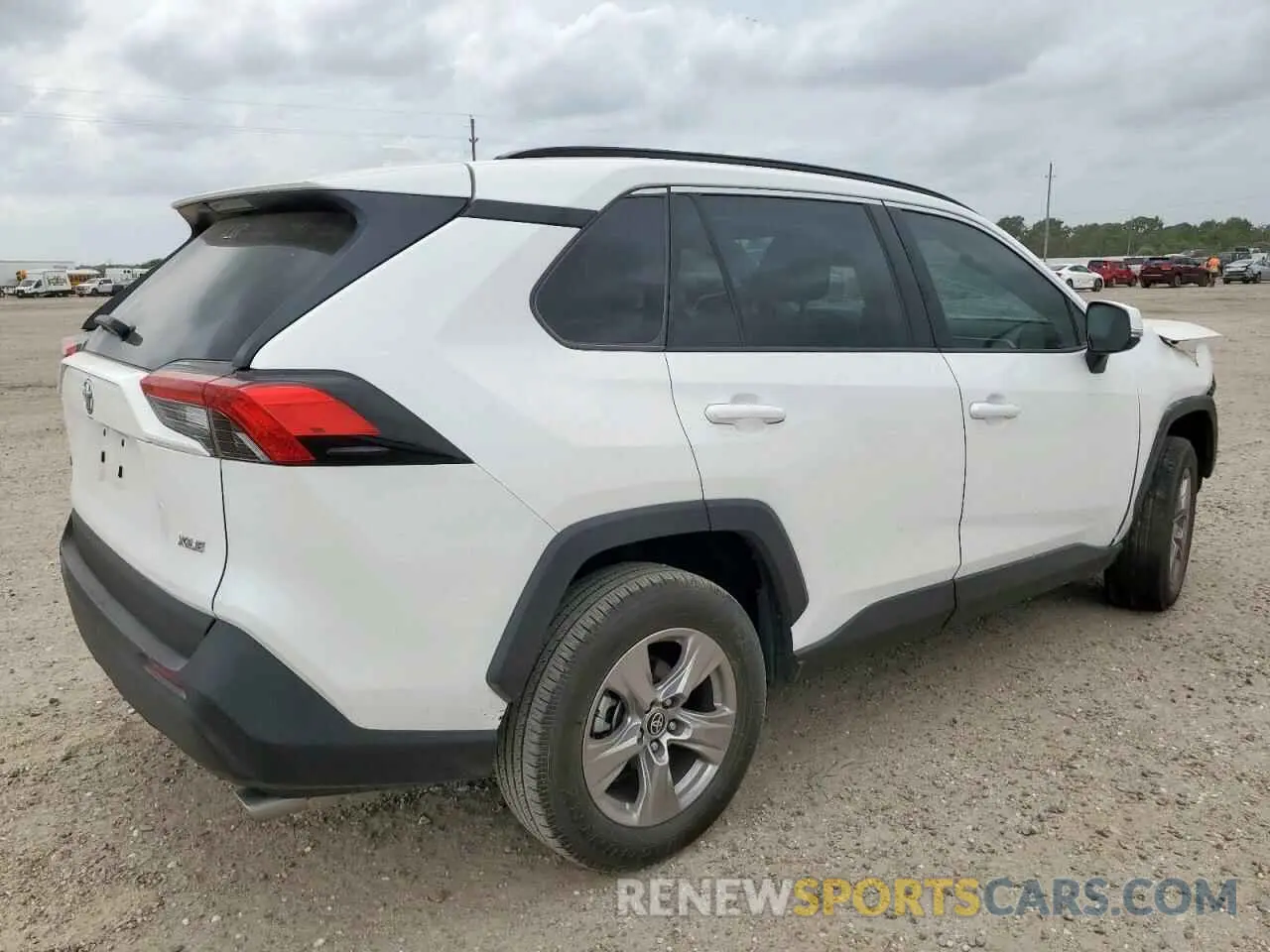 3 Photograph of a damaged car 2T3W1RFV8PC232965 TOYOTA RAV4 2023