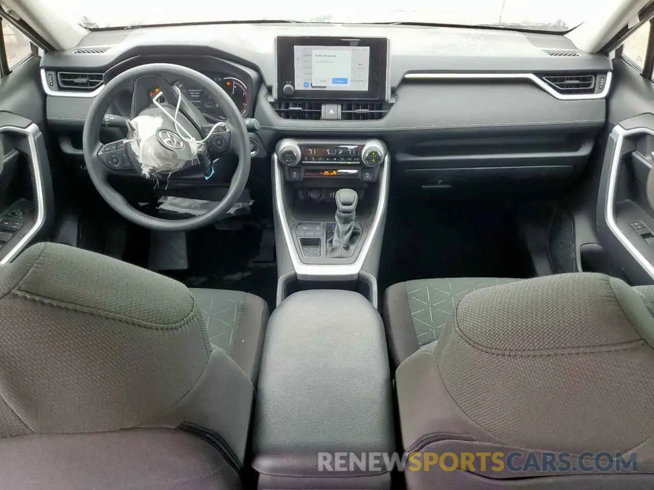8 Photograph of a damaged car 2T3W1RFV8PC232965 TOYOTA RAV4 2023