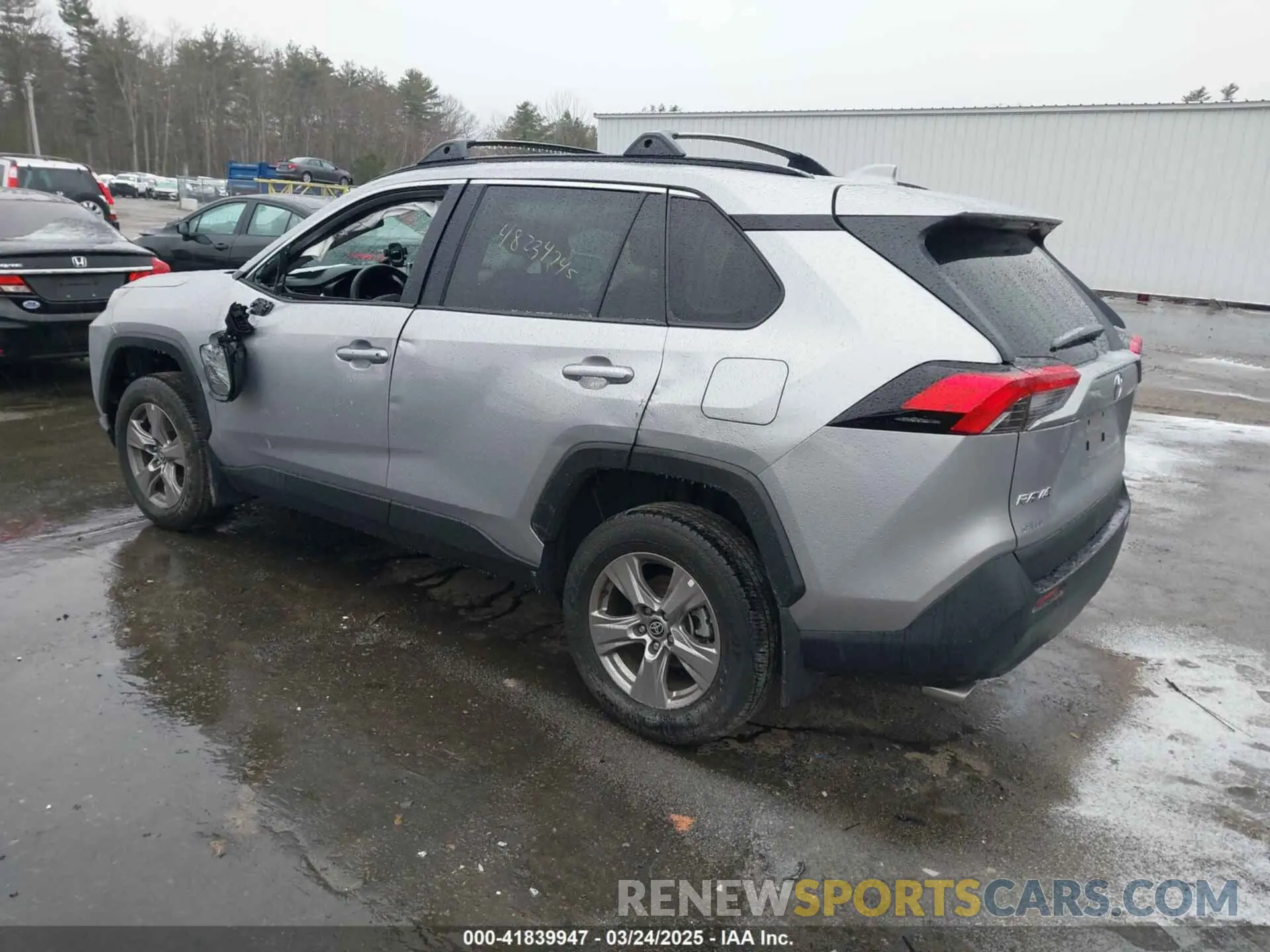 3 Photograph of a damaged car 2T3W1RFV8PC236871 TOYOTA RAV4 2023