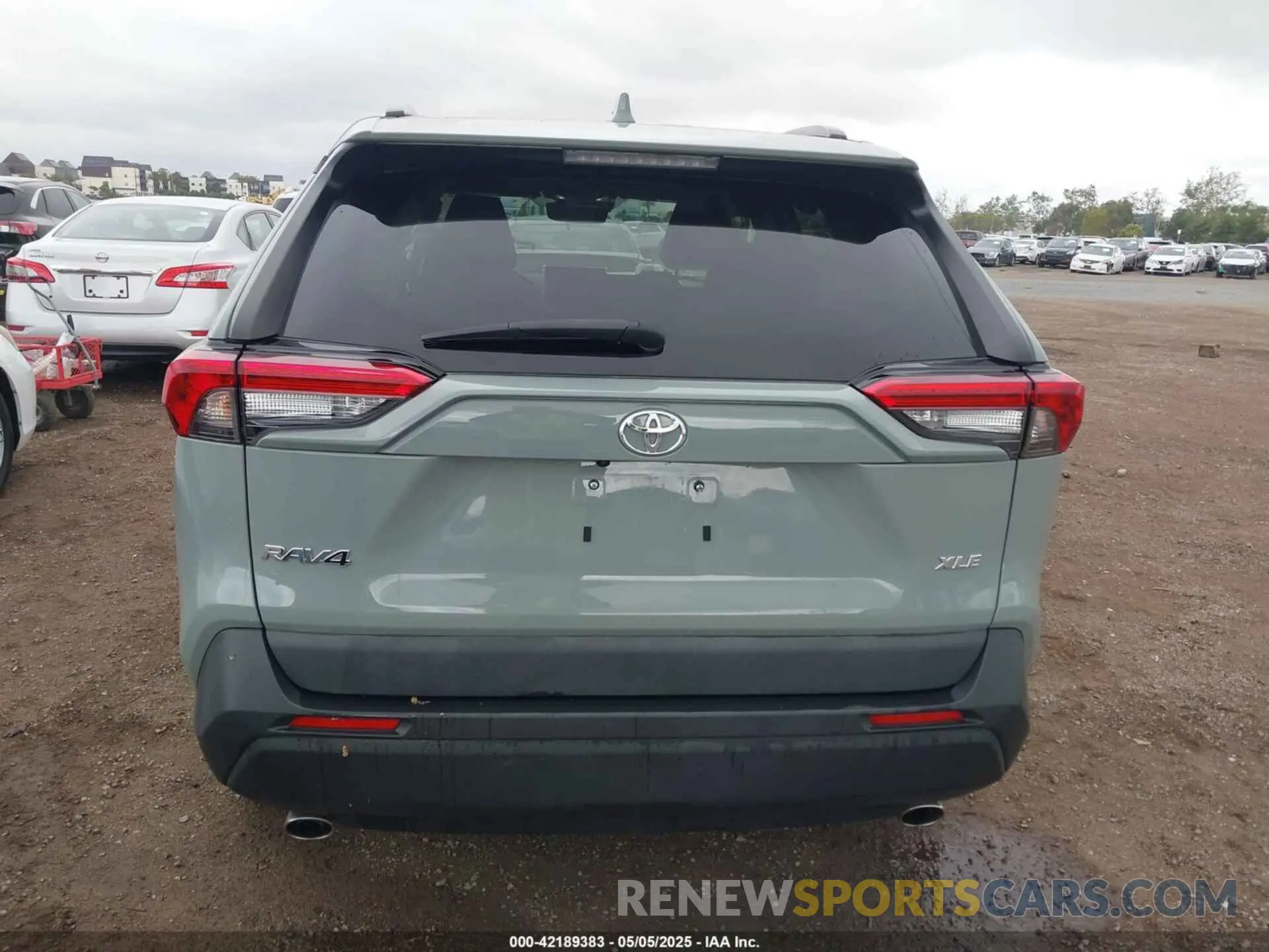 16 Photograph of a damaged car 2T3W1RFV8PW239168 TOYOTA RAV4 2023