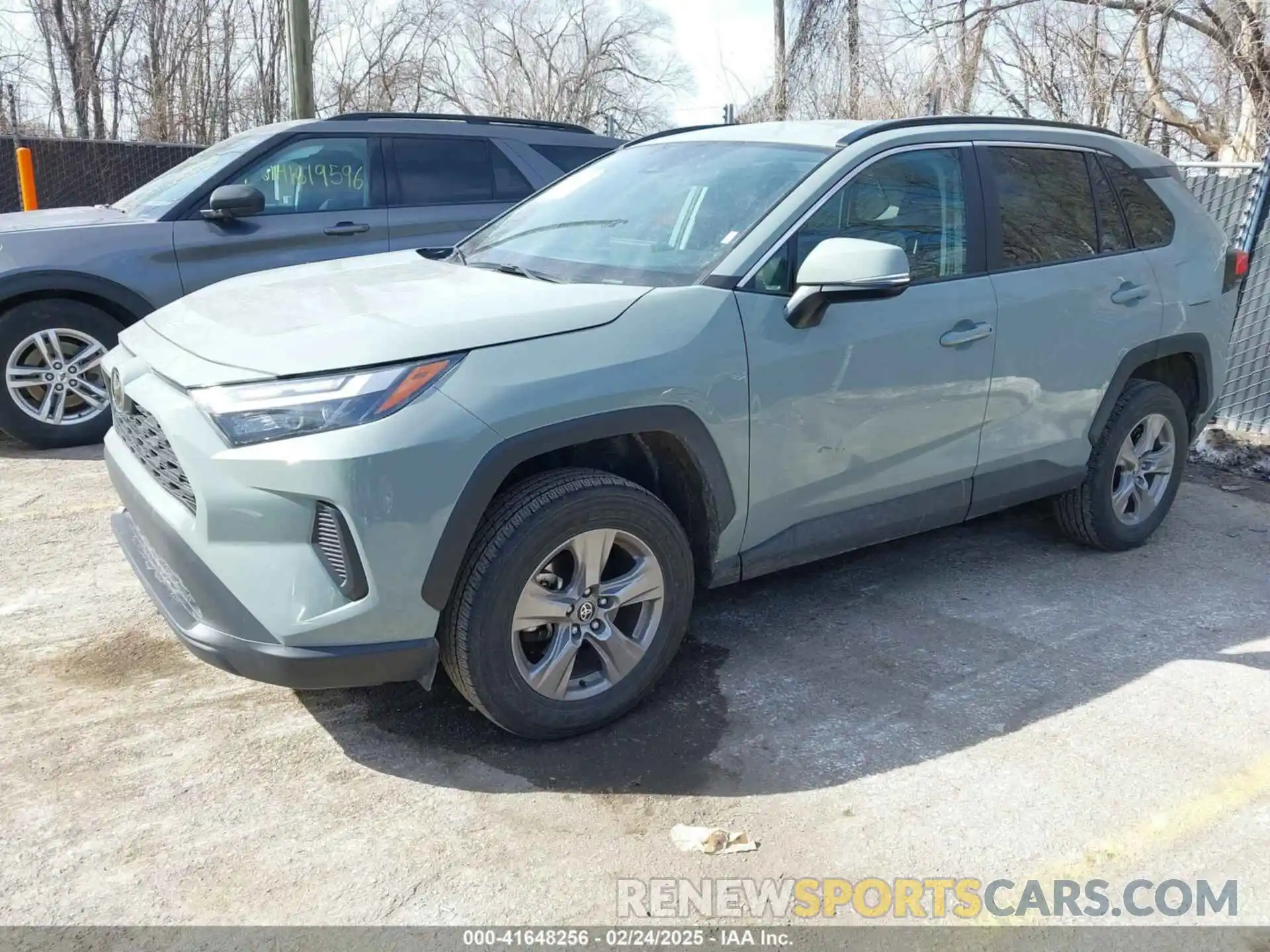 2 Photograph of a damaged car 2T3W1RFV8PW265267 TOYOTA RAV4 2023