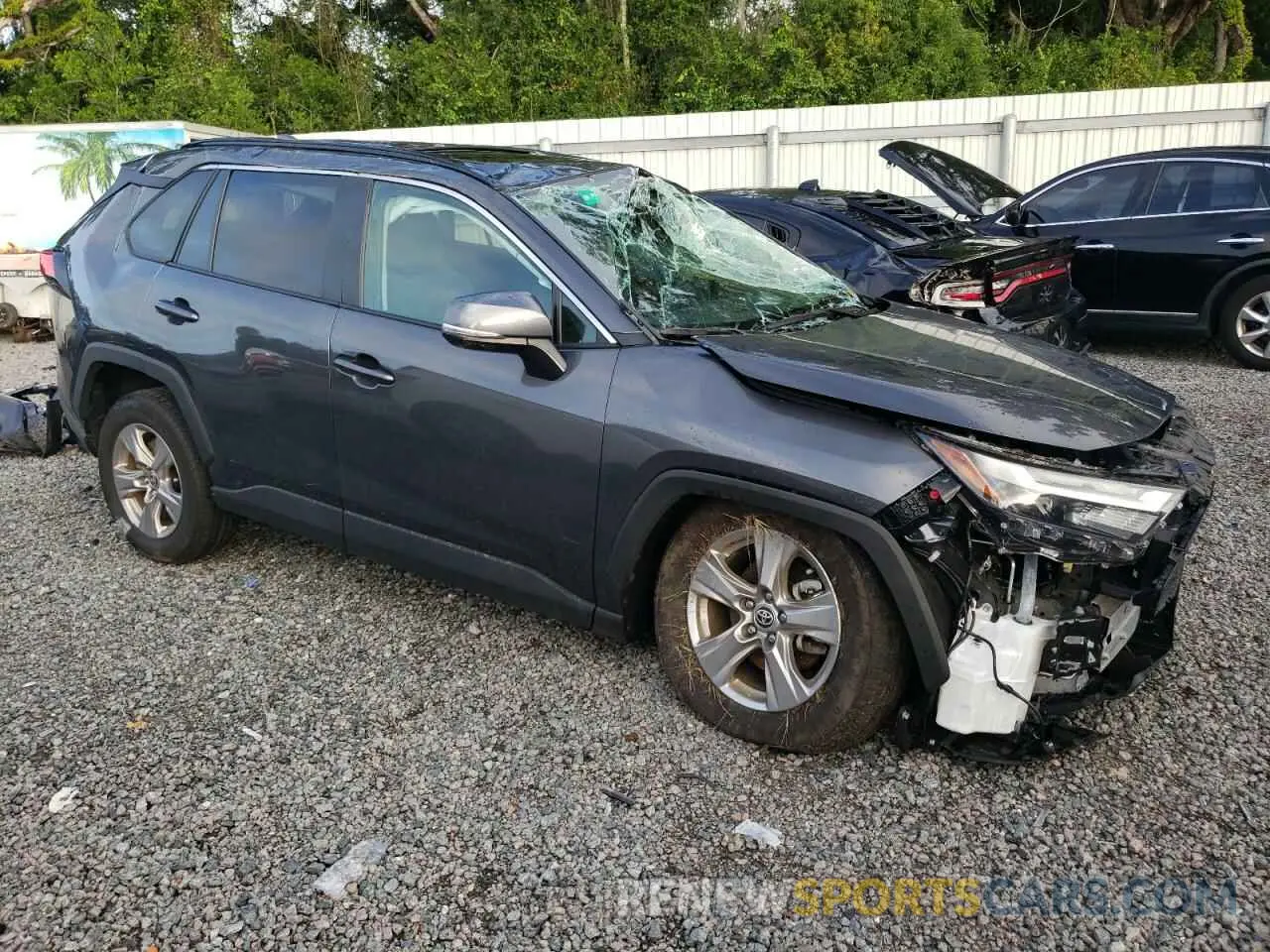4 Photograph of a damaged car 2T3W1RFV8PW282330 TOYOTA RAV4 2023