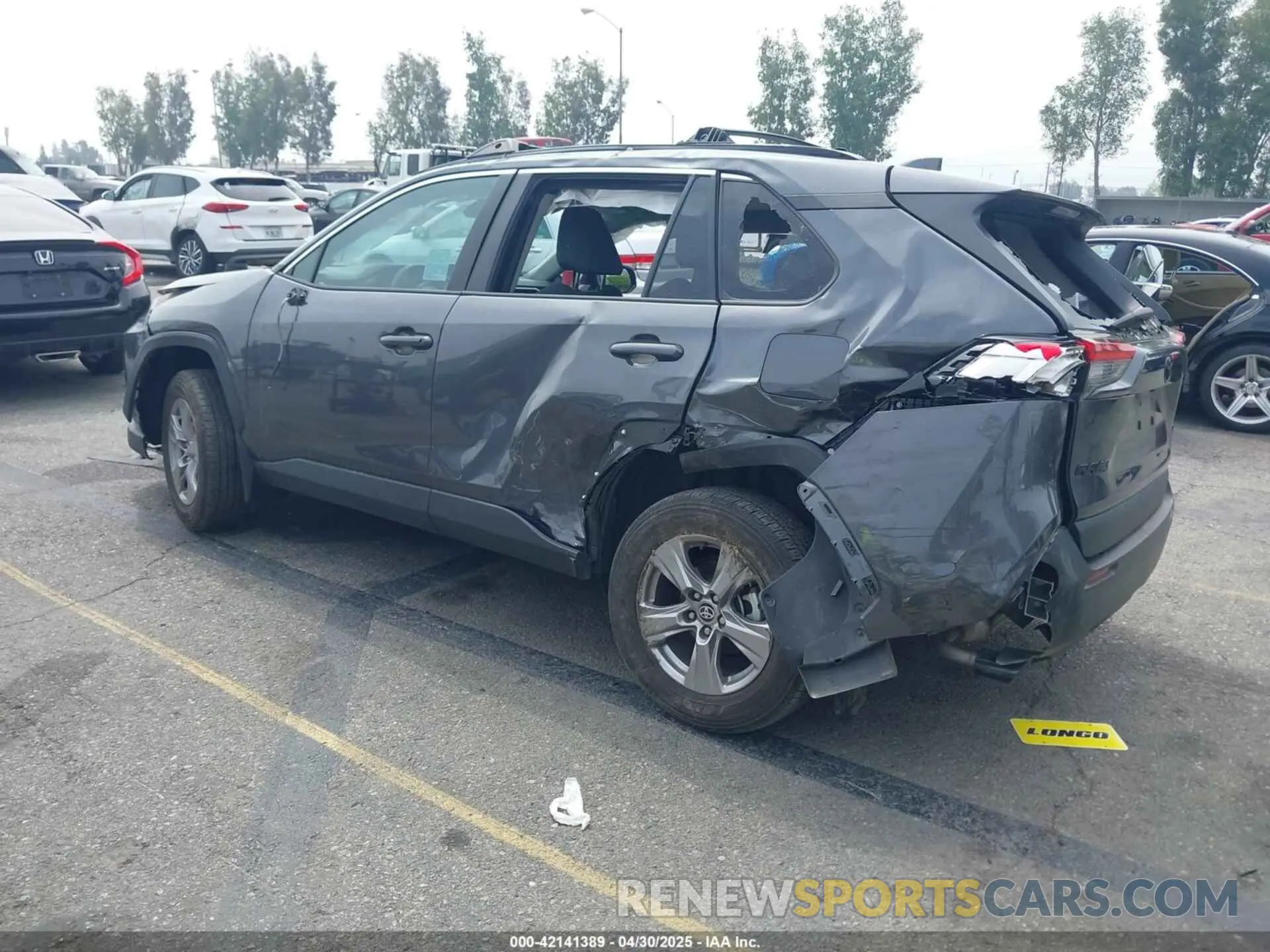 3 Photograph of a damaged car 2T3W1RFV8PW298351 TOYOTA RAV4 2023