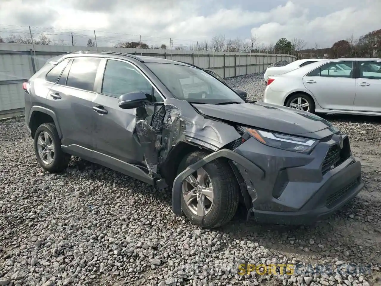 4 Photograph of a damaged car 2T3W1RFV9PC215172 TOYOTA RAV4 2023