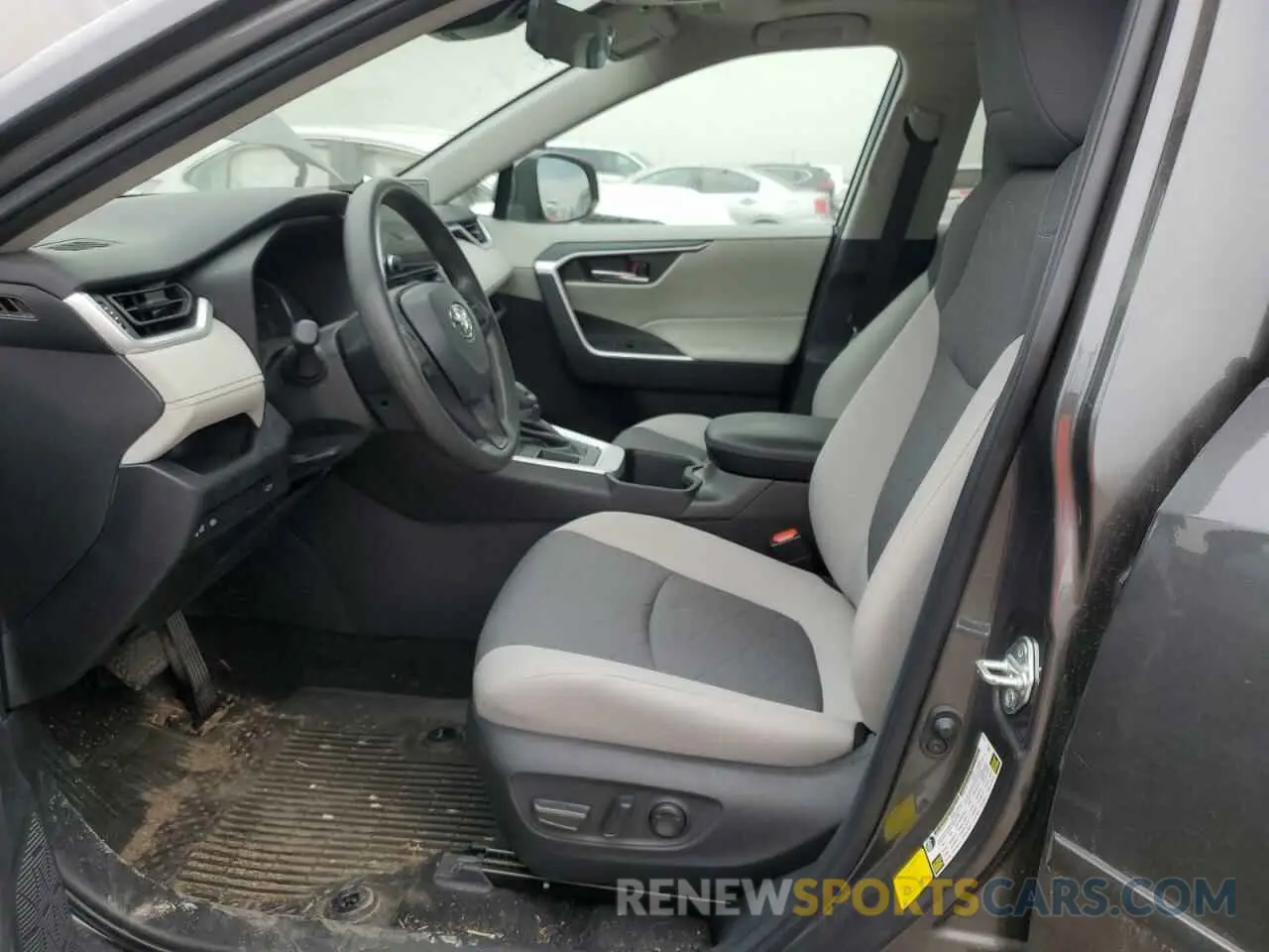 7 Photograph of a damaged car 2T3W1RFV9PC233798 TOYOTA RAV4 2023