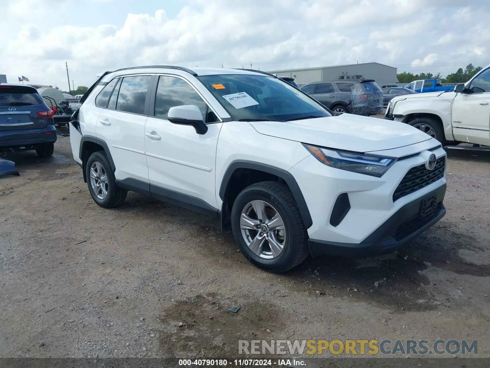 1 Photograph of a damaged car 2T3W1RFVXPC217190 TOYOTA RAV4 2023