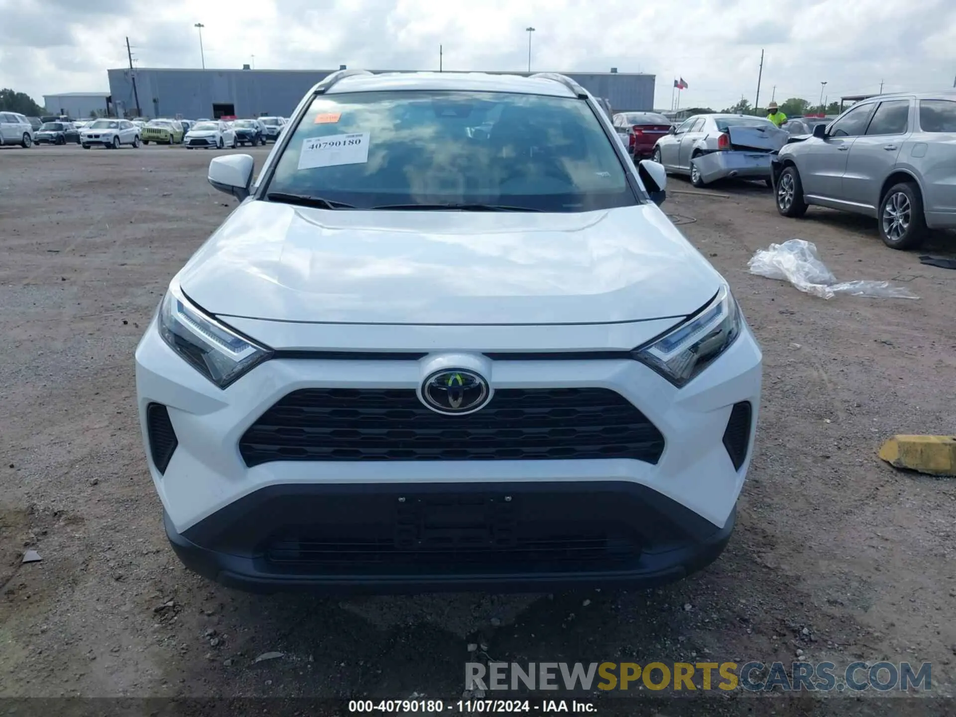 13 Photograph of a damaged car 2T3W1RFVXPC217190 TOYOTA RAV4 2023