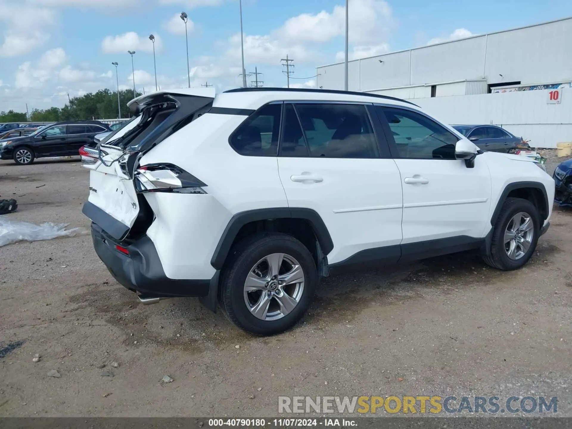 4 Photograph of a damaged car 2T3W1RFVXPC217190 TOYOTA RAV4 2023