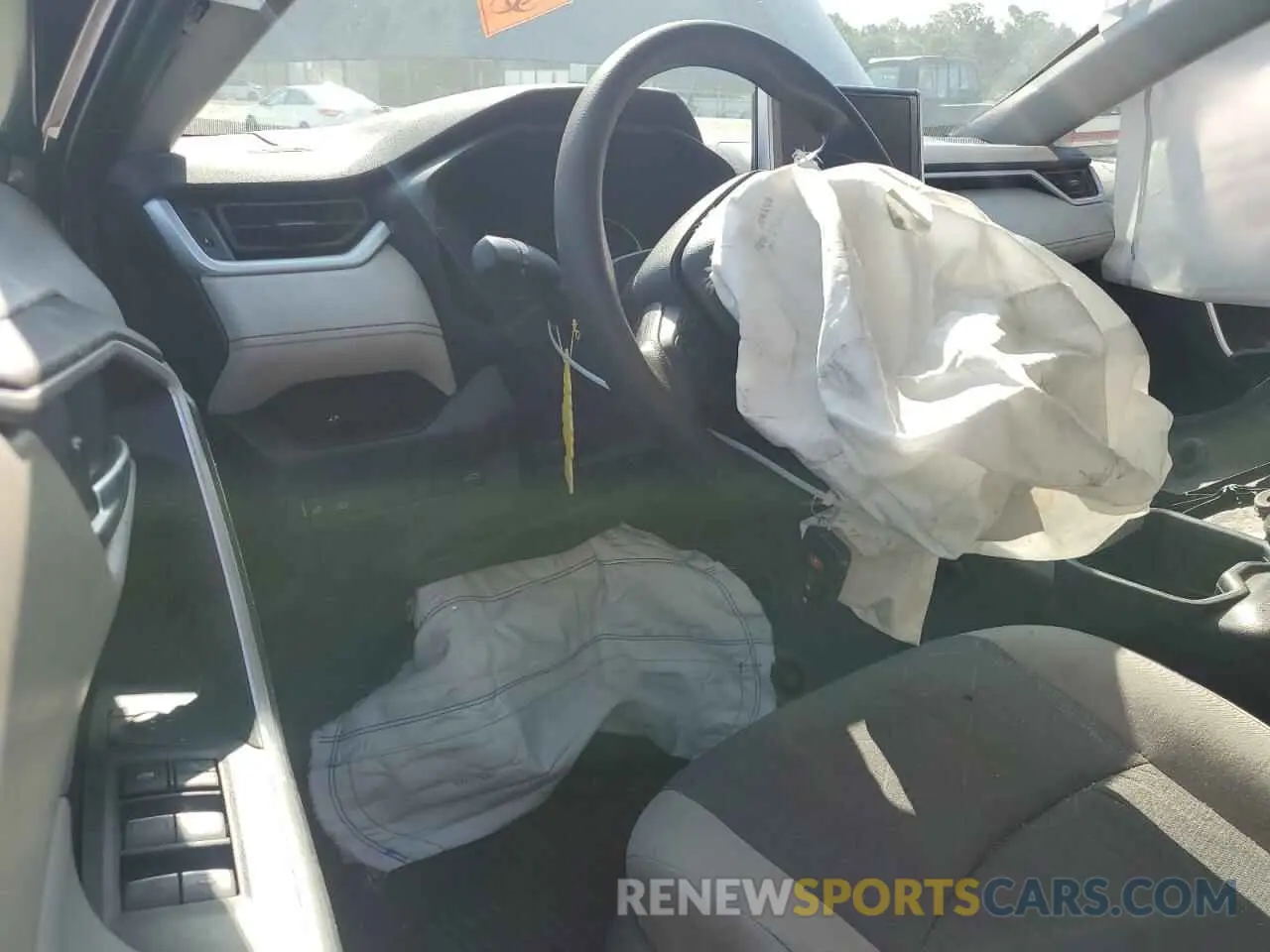 8 Photograph of a damaged car 2T3W1RFVXPC222549 TOYOTA RAV4 2023